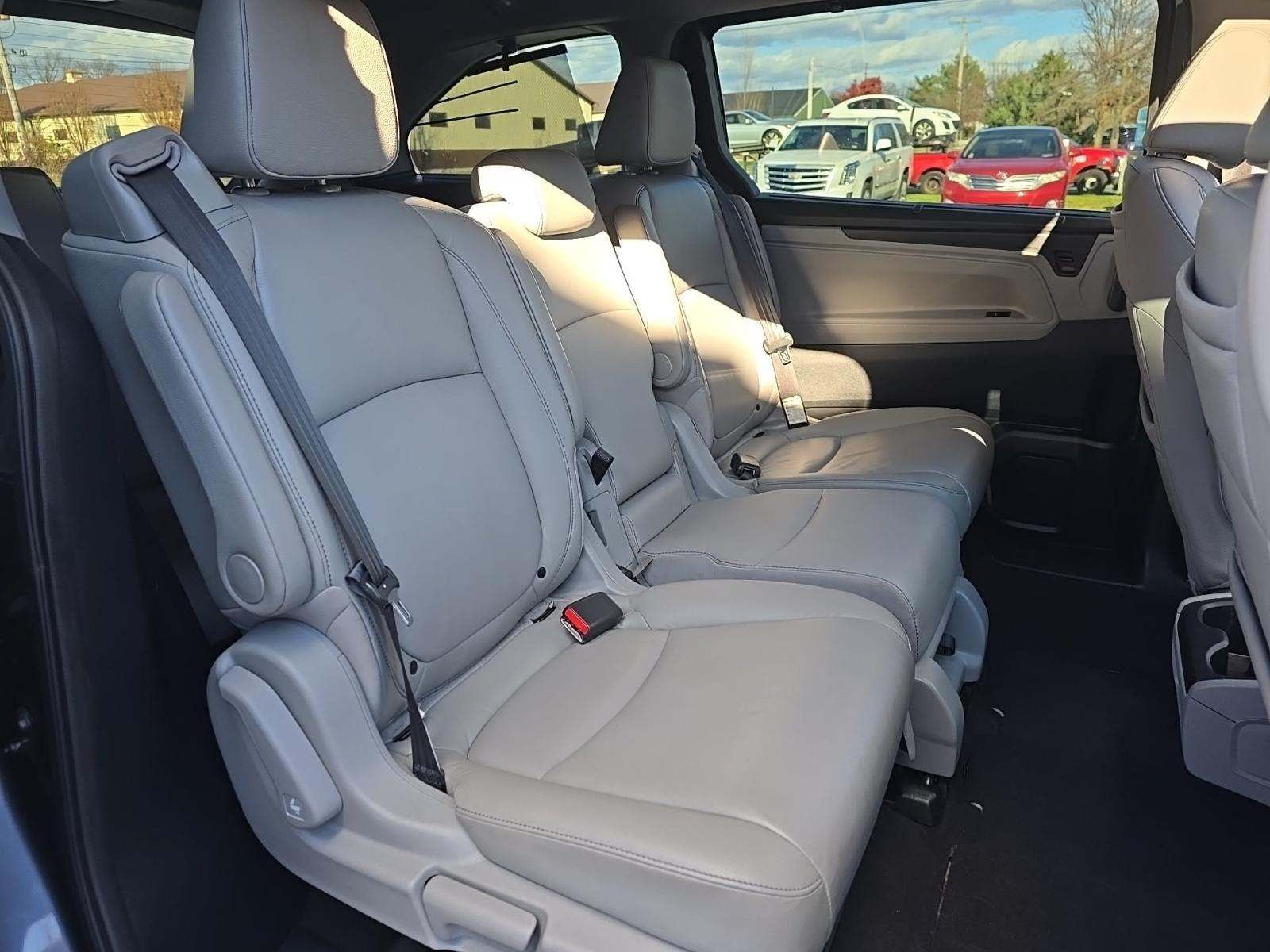 2021 Honda Odyssey Touring FWD