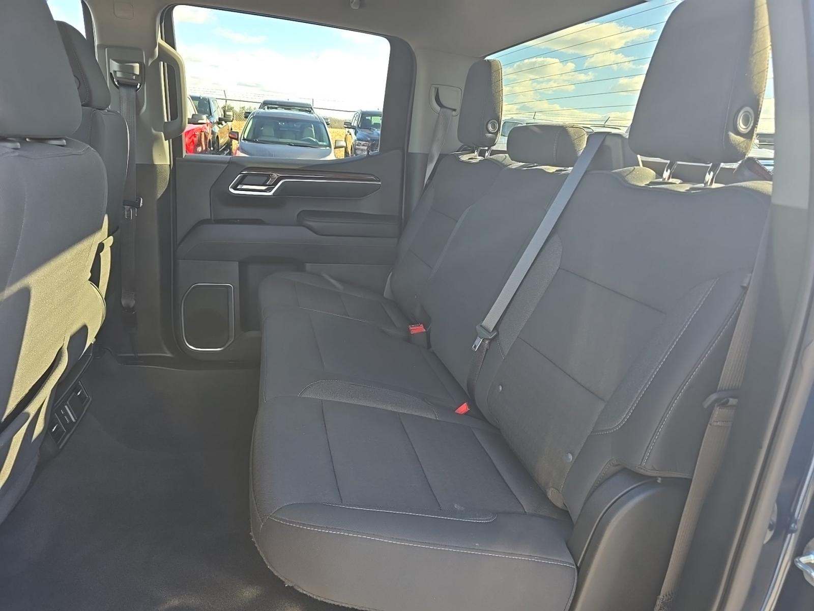 2022 Chevrolet Silverado 1500 LT AWD