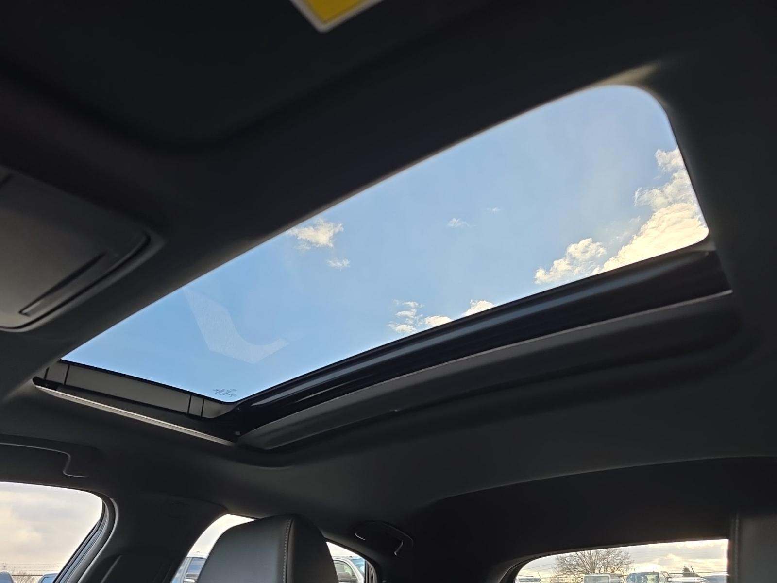 2022 Honda Civic Sport Touring FWD