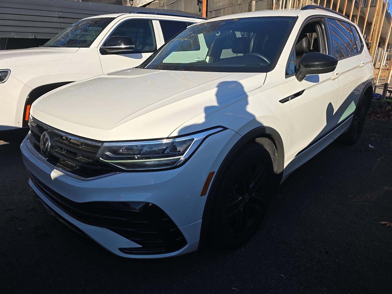 2022 Volkswagen Tiguan 2.0T SE R-Line Black FWD