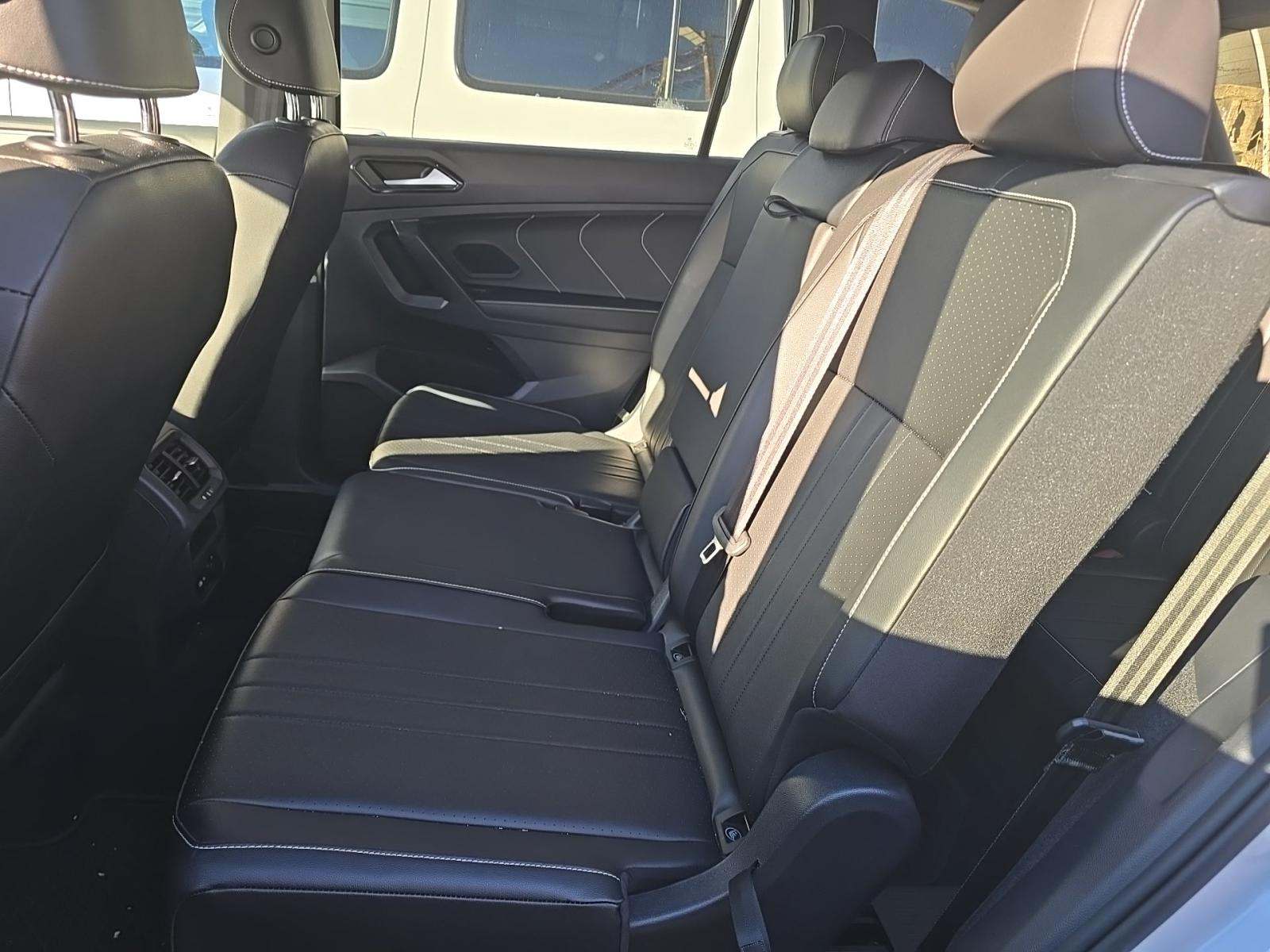 2022 Volkswagen Tiguan 2.0T SE R-Line Black FWD