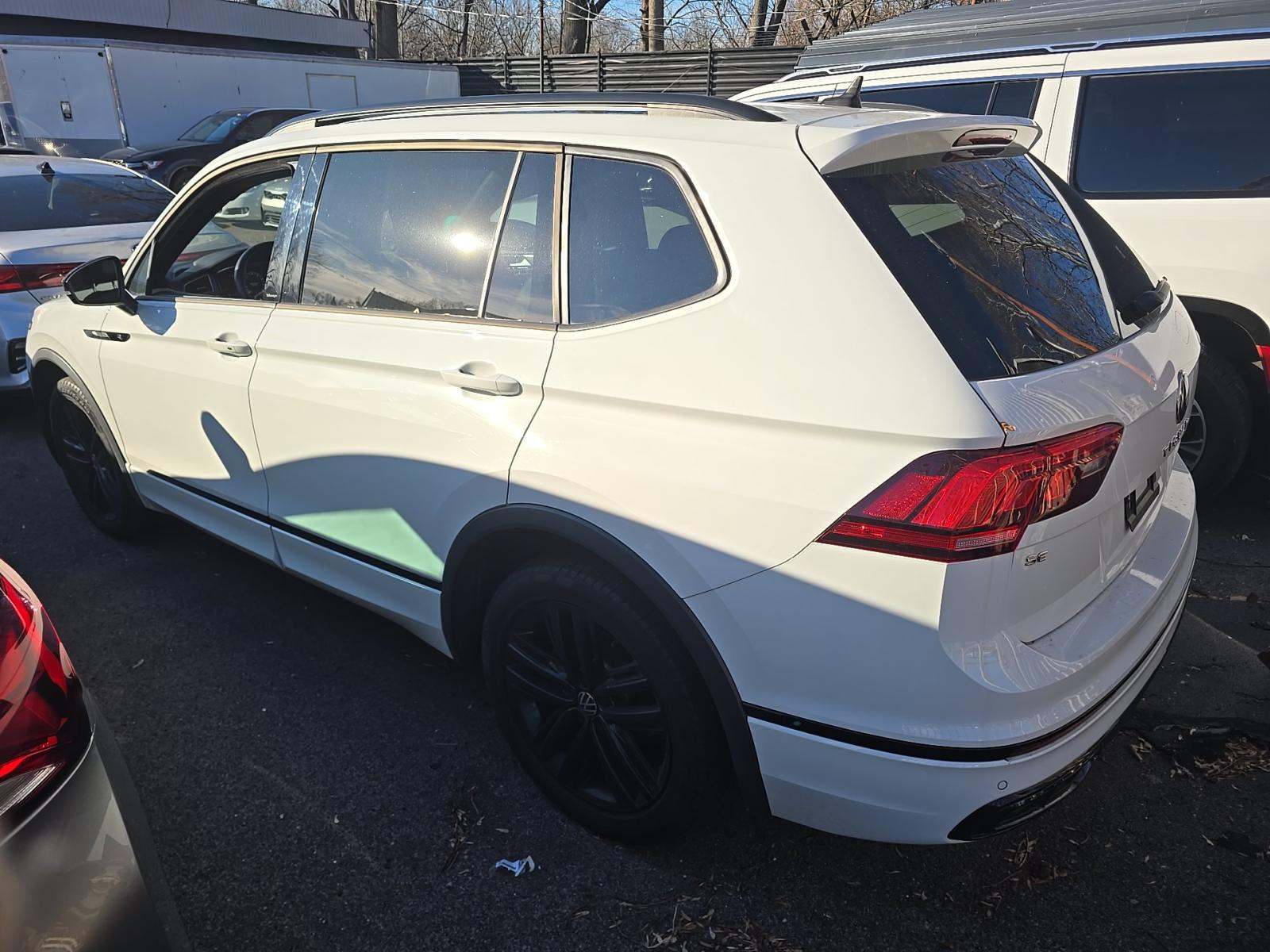 2022 Volkswagen Tiguan 2.0T SE R-Line Black FWD