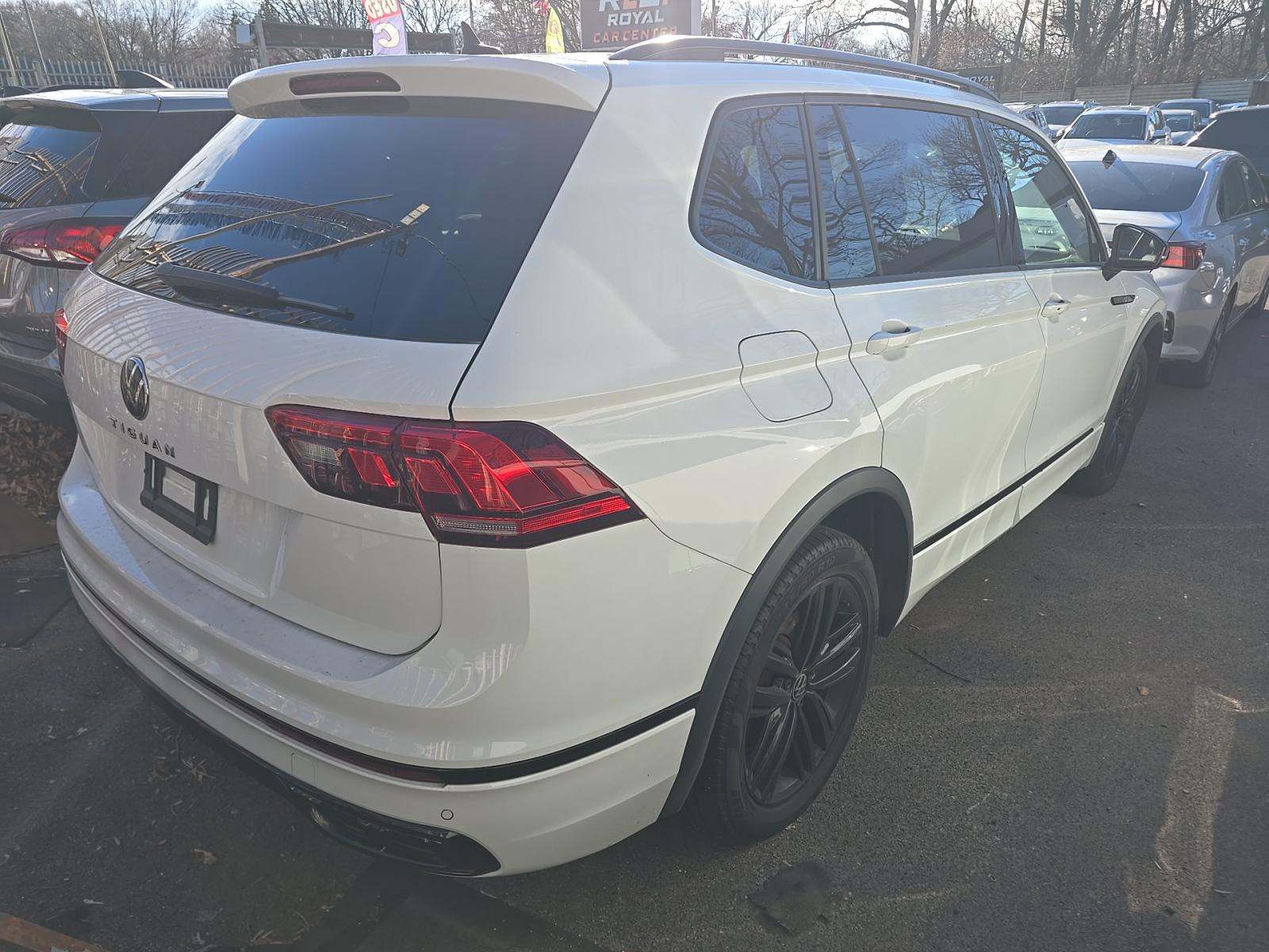 2022 Volkswagen Tiguan 2.0T SE R-Line Black FWD
