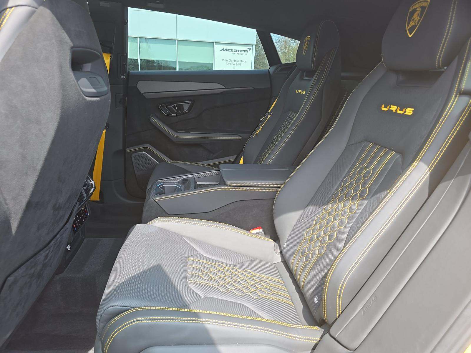 2023 Lamborghini Urus Performante AWD