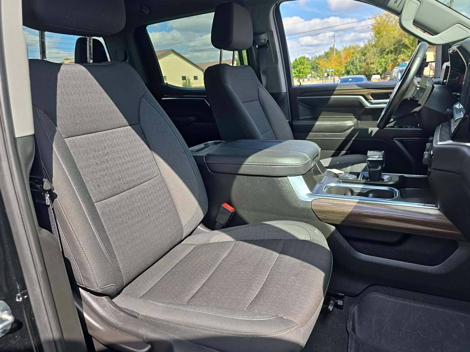 2024 Chevrolet Silverado 1500 RST AWD