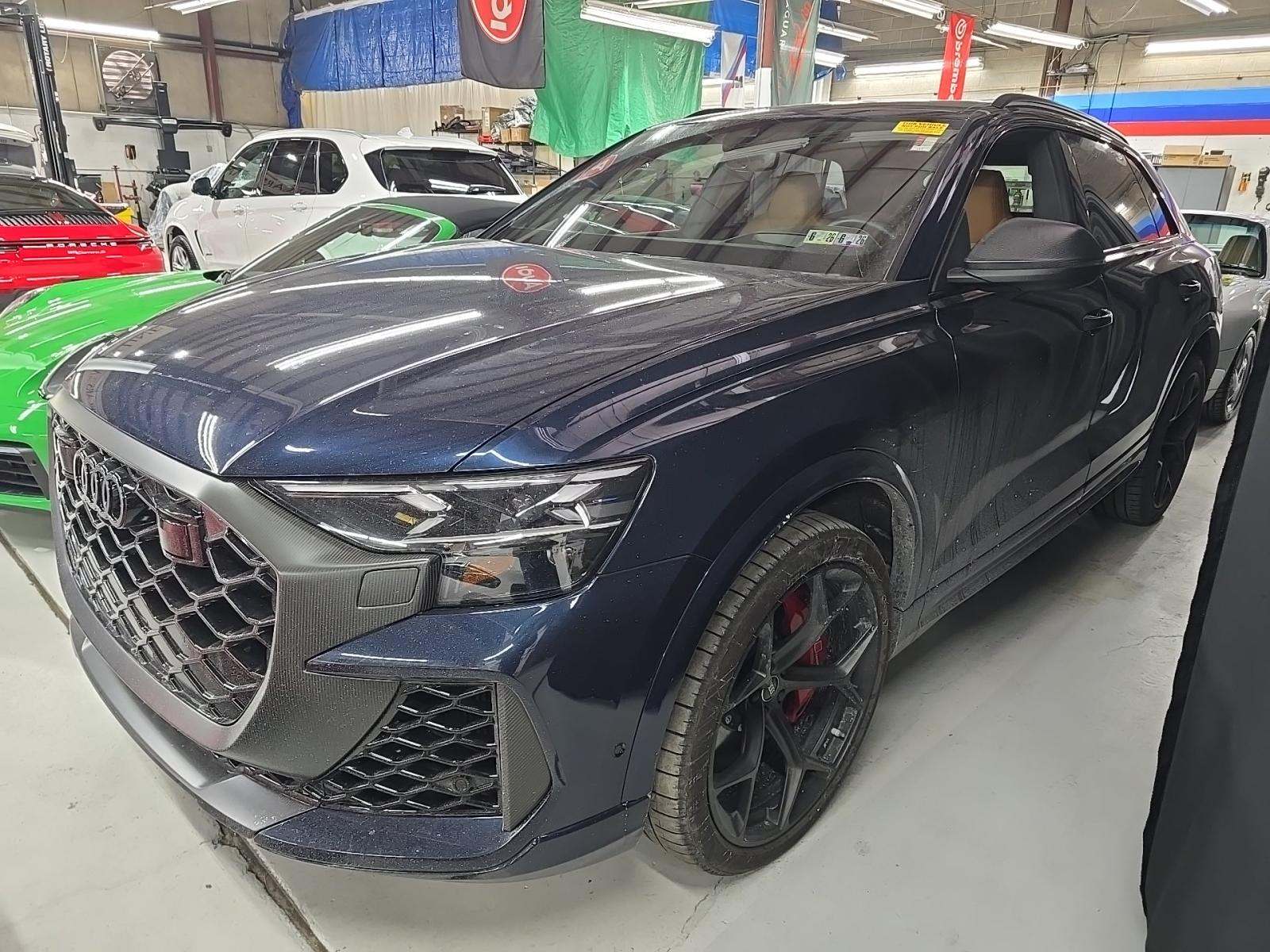 2025 Audi RS Q8 performance Base AWD