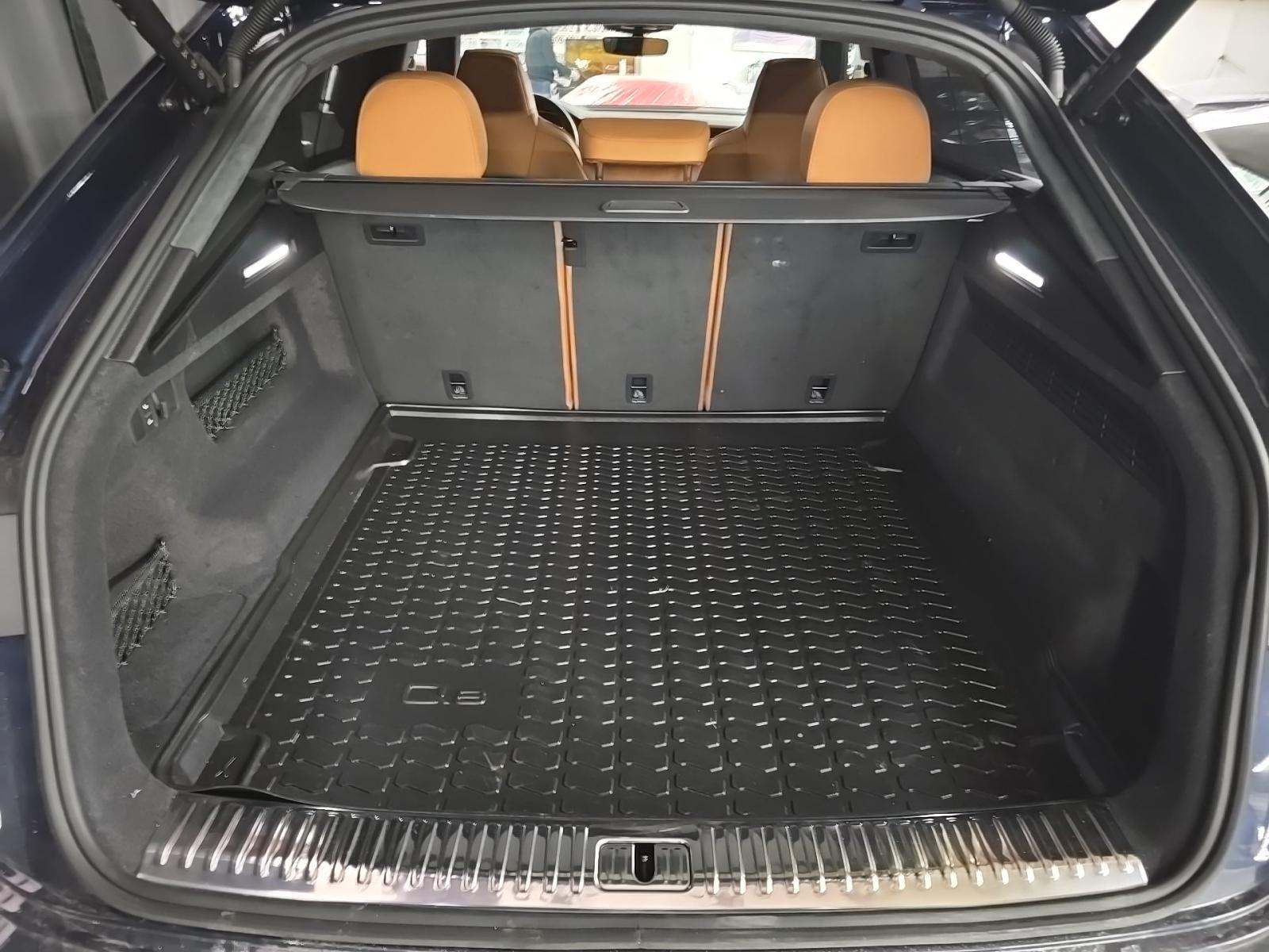 2025 Audi RS Q8 performance Base AWD