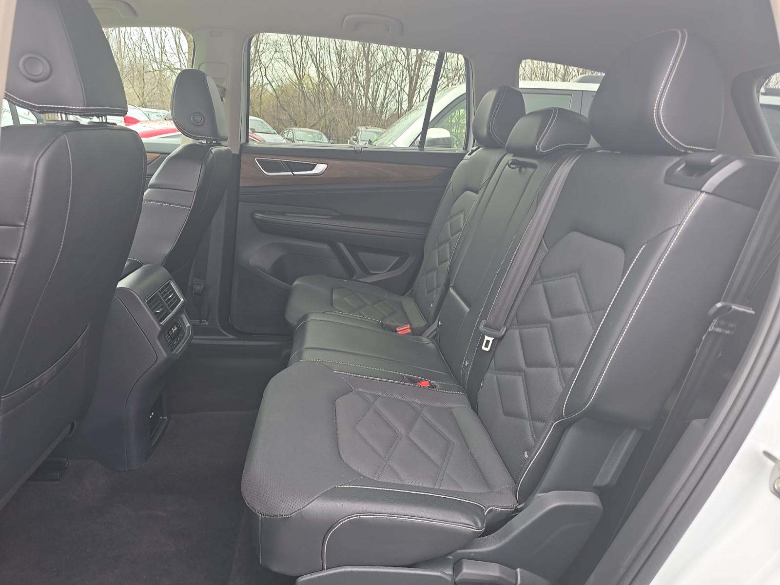 2024 Volkswagen Atlas 2.0T SE AWD