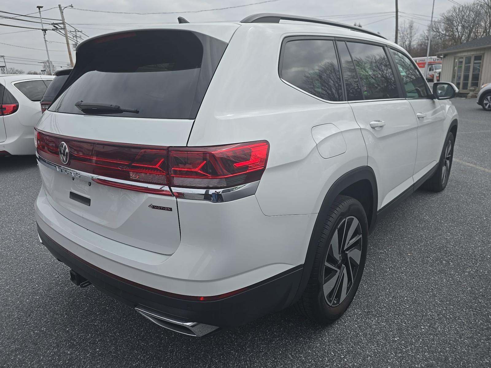 2024 Volkswagen Atlas 2.0T SE AWD
