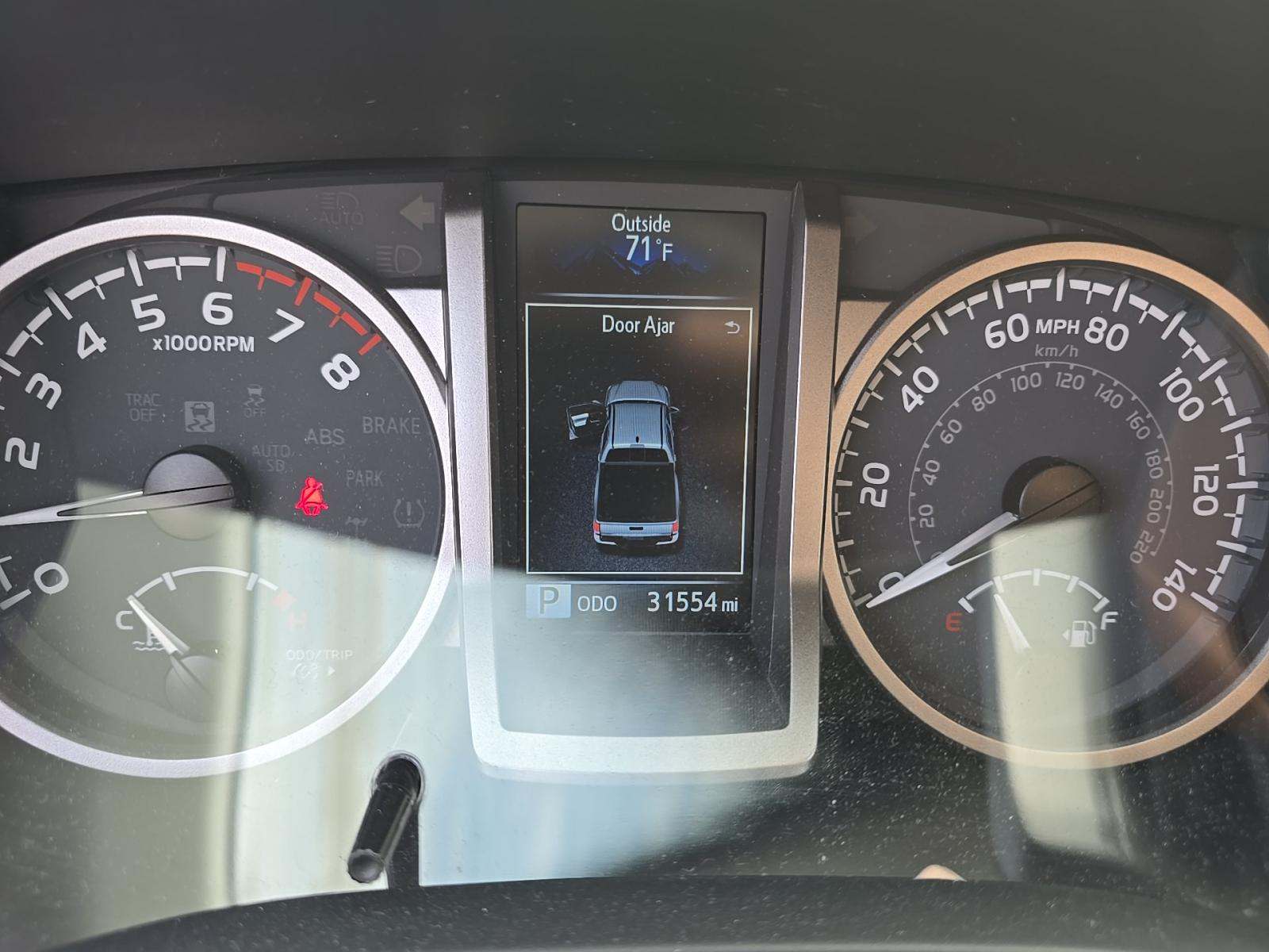 2022 Toyota Tacoma SR5 AWD