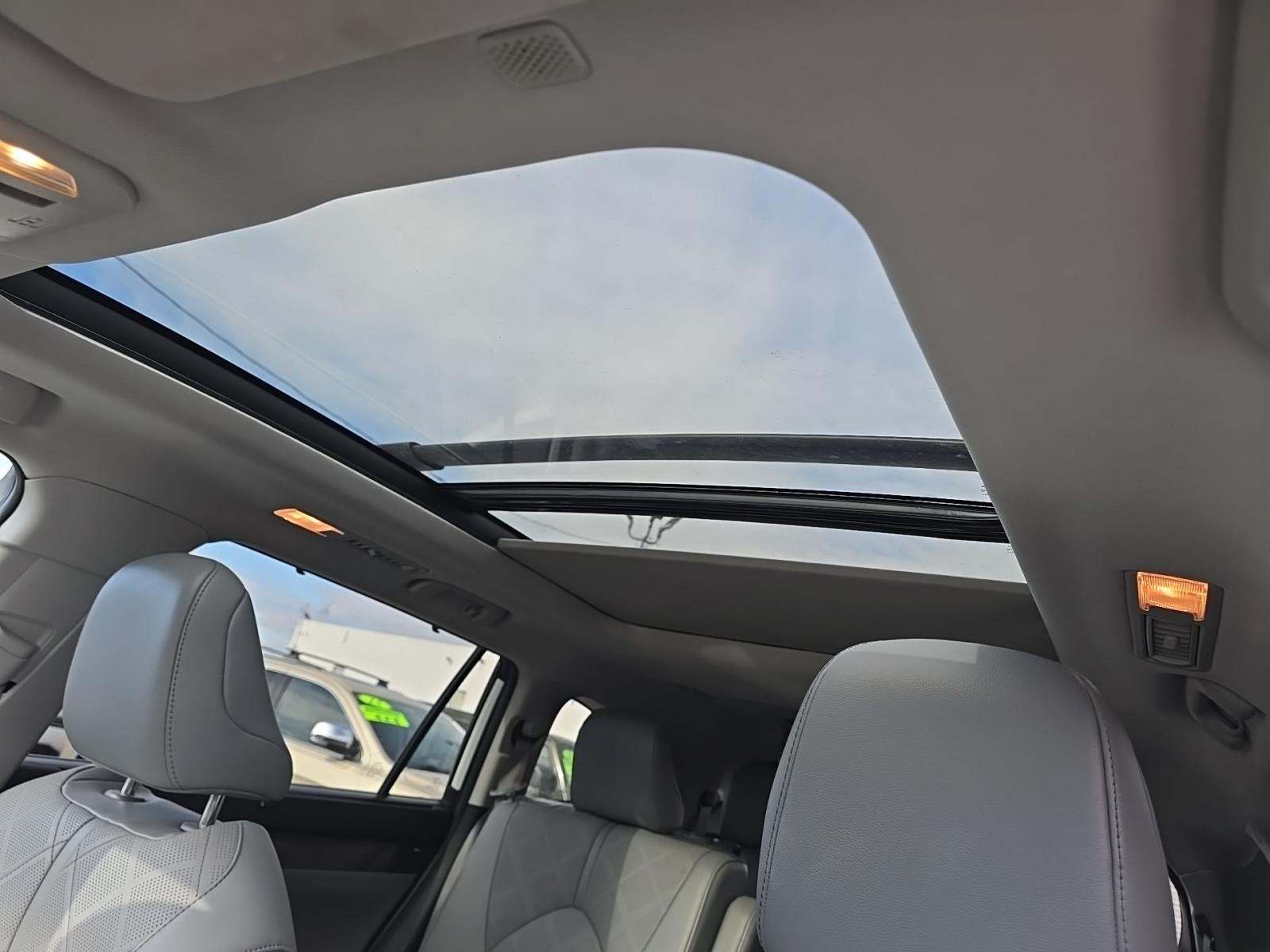 2022 Toyota Highlander Platinum AWD