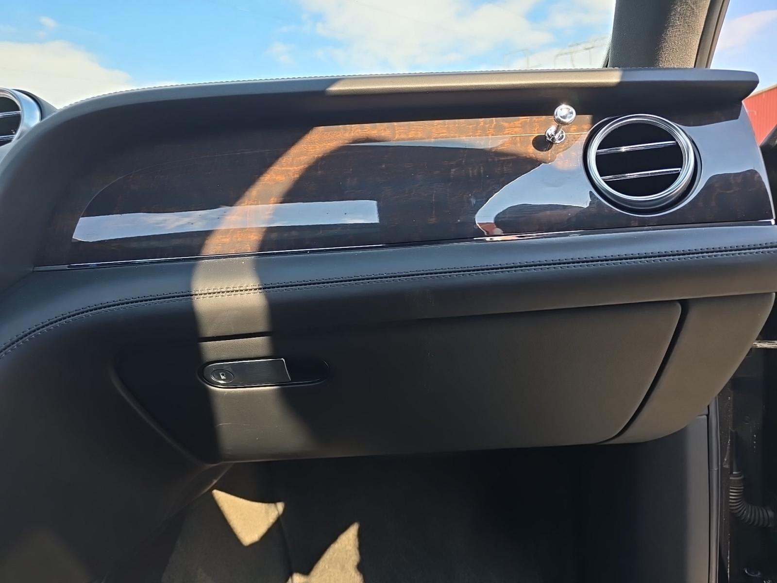 2019 Bentley Bentayga V8 AWD