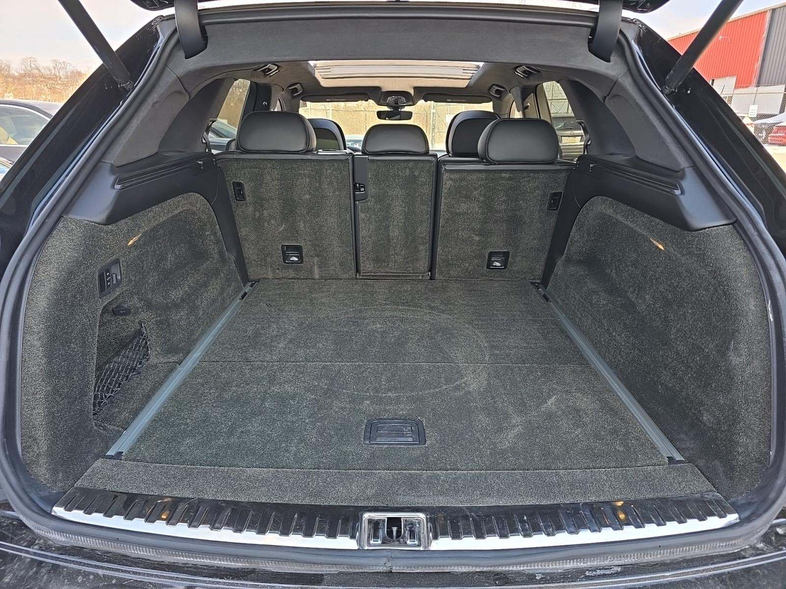 2019 Bentley Bentayga V8 AWD