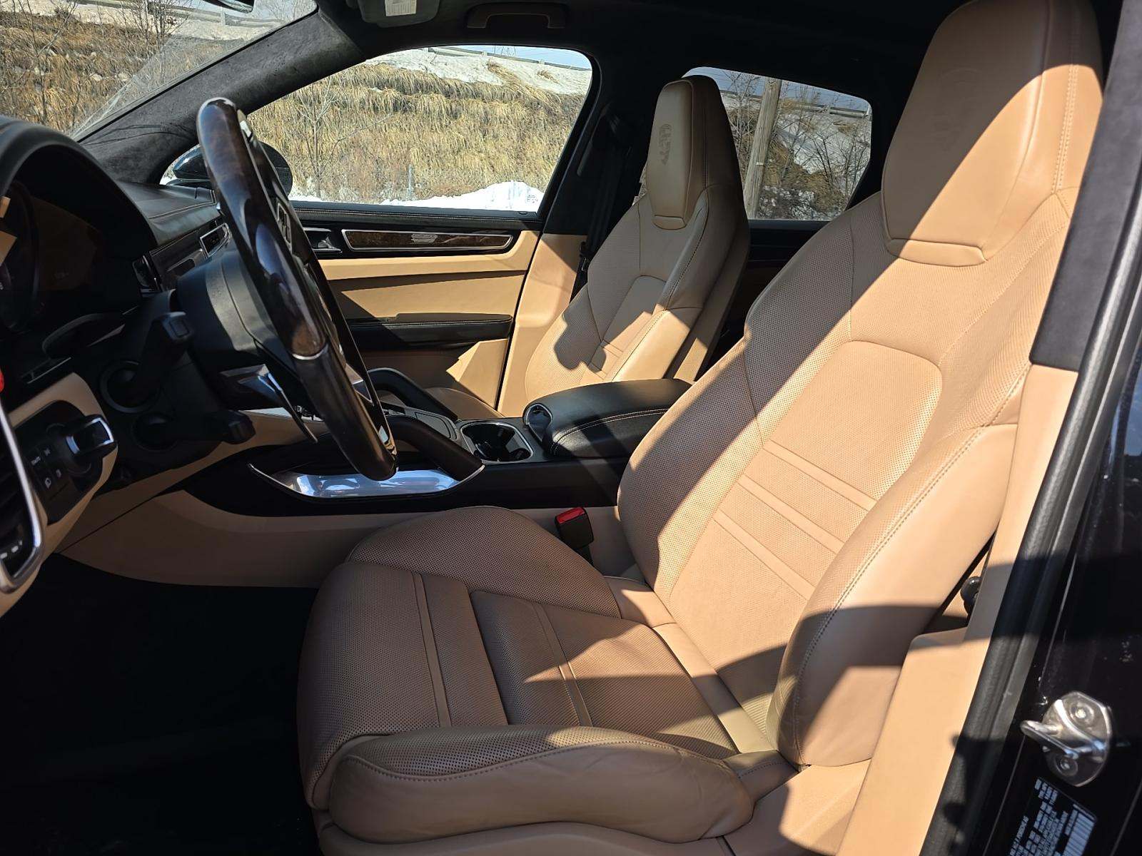 2022 Porsche Cayenne Turbo AWD