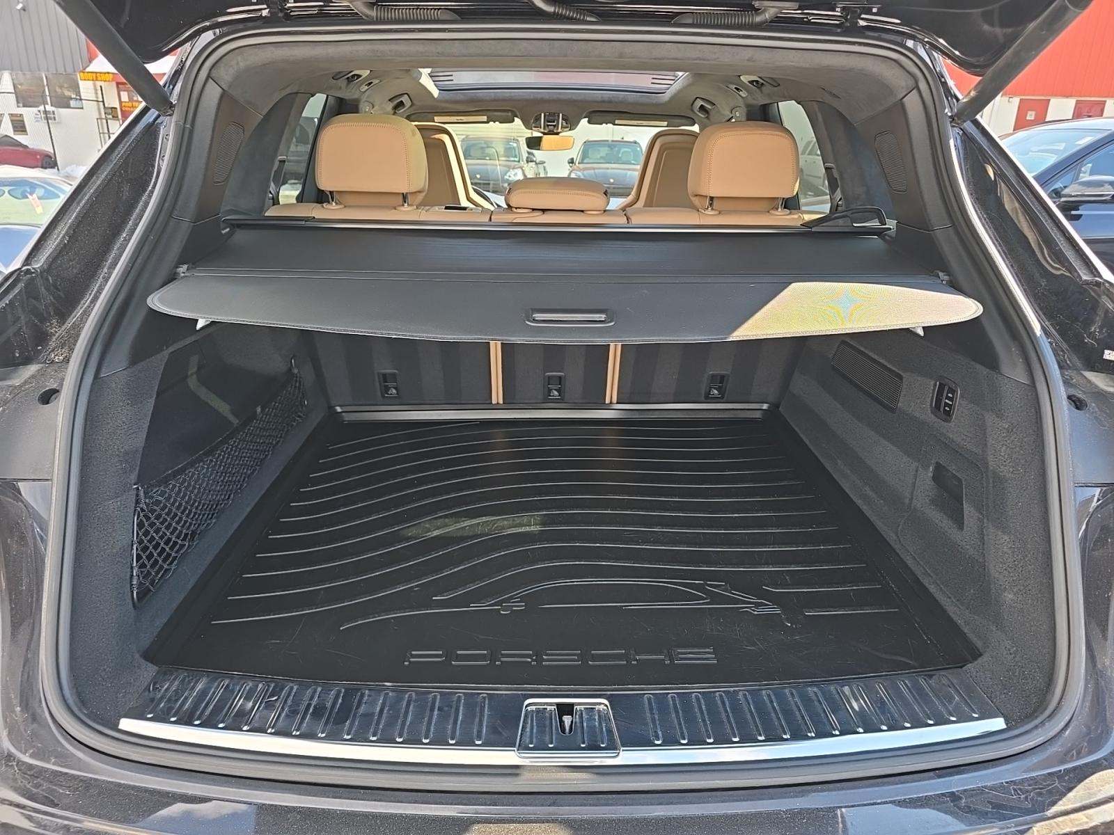 2022 Porsche Cayenne Turbo AWD