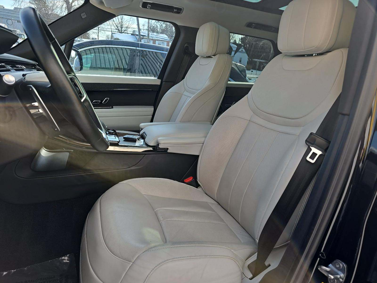 2023 Land Rover Range Rover Sport SE AWD