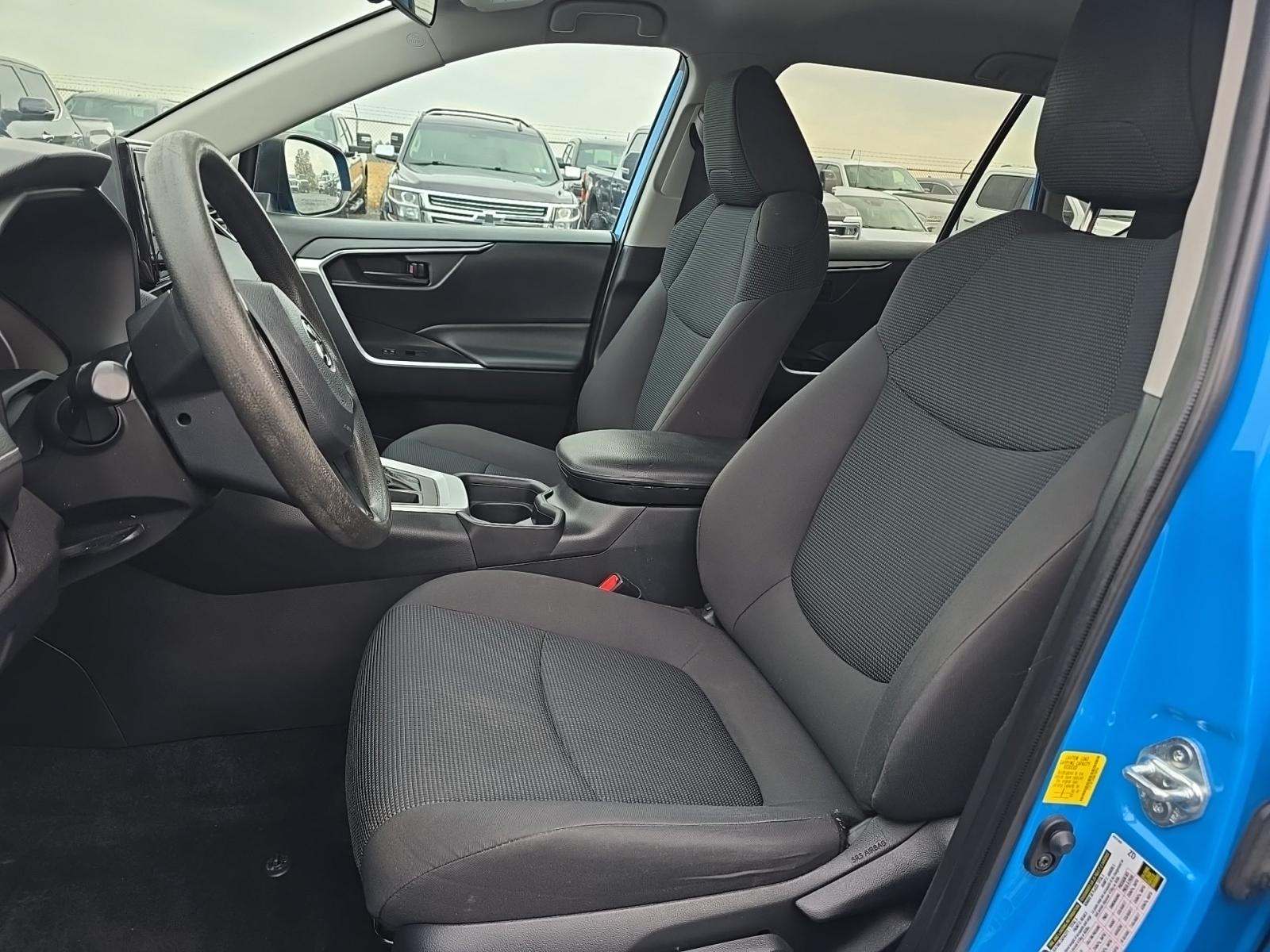 2021 Toyota RAV4 LE AWD