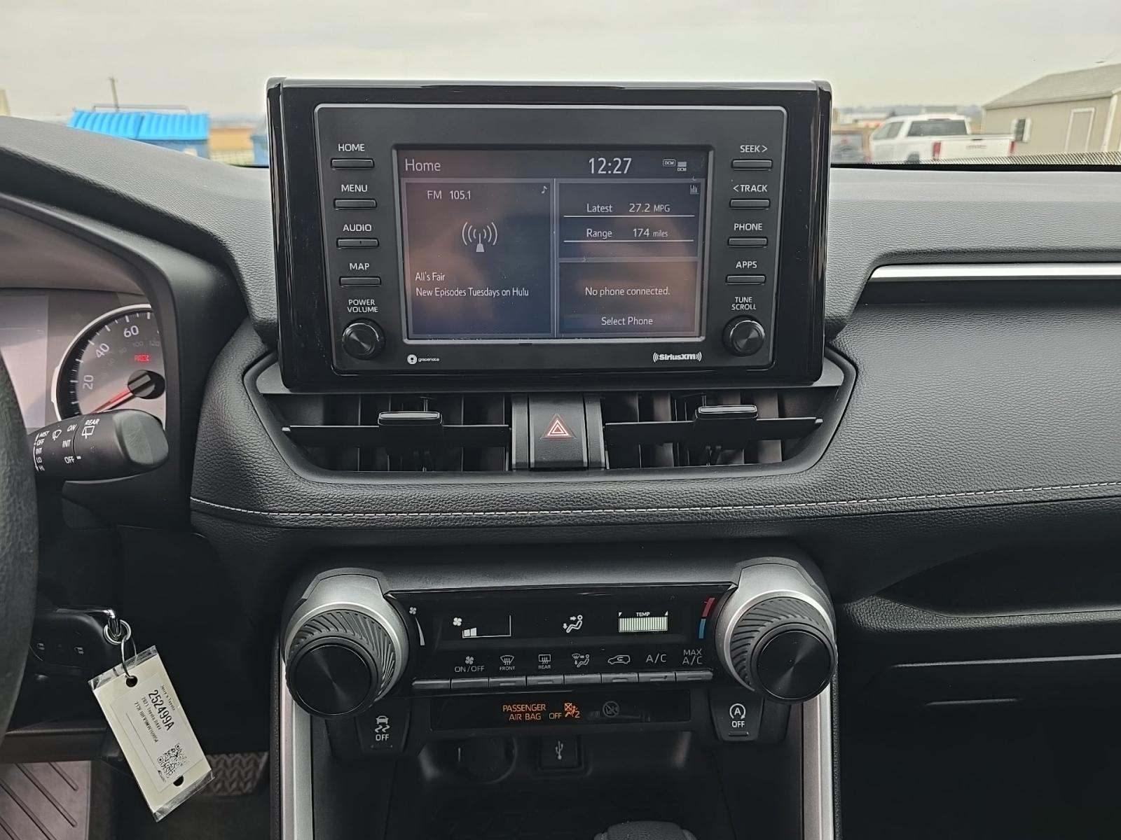 2021 Toyota RAV4 LE AWD