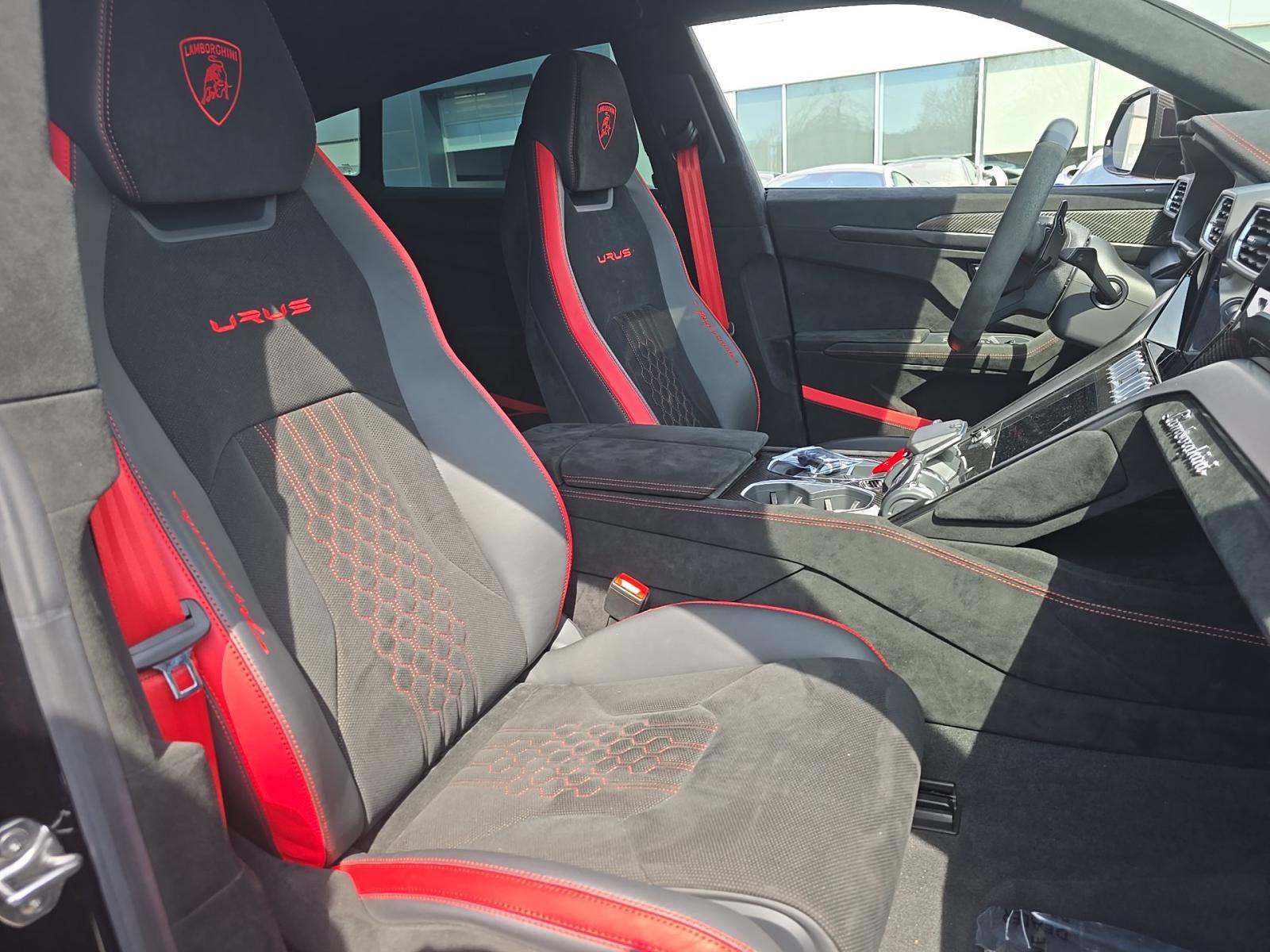 2023 Lamborghini Urus Performante AWD