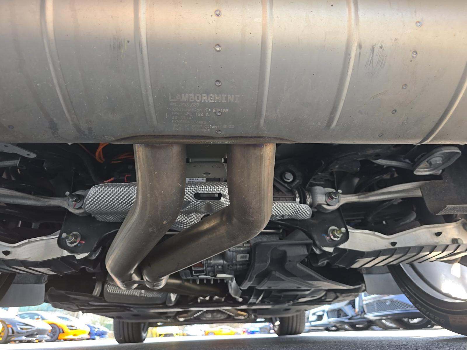 2023 Lamborghini Urus Performante AWD