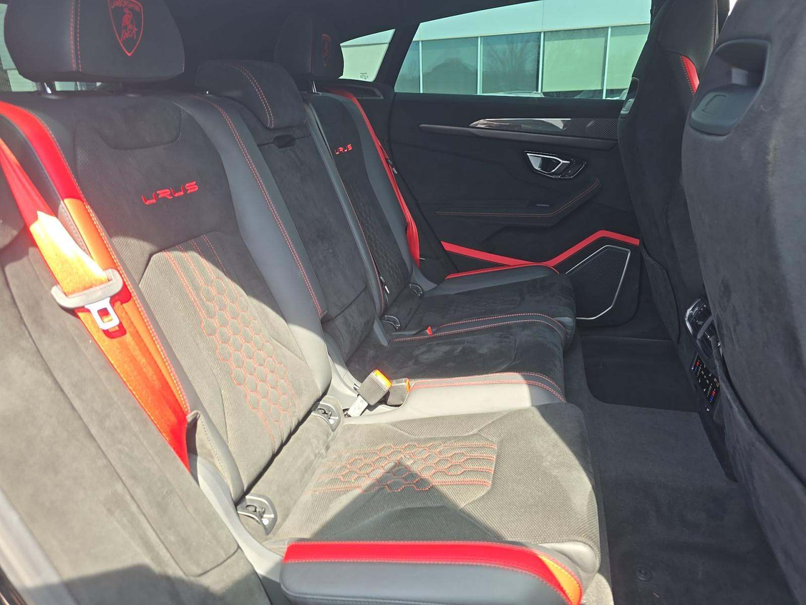 2023 Lamborghini Urus Performante AWD