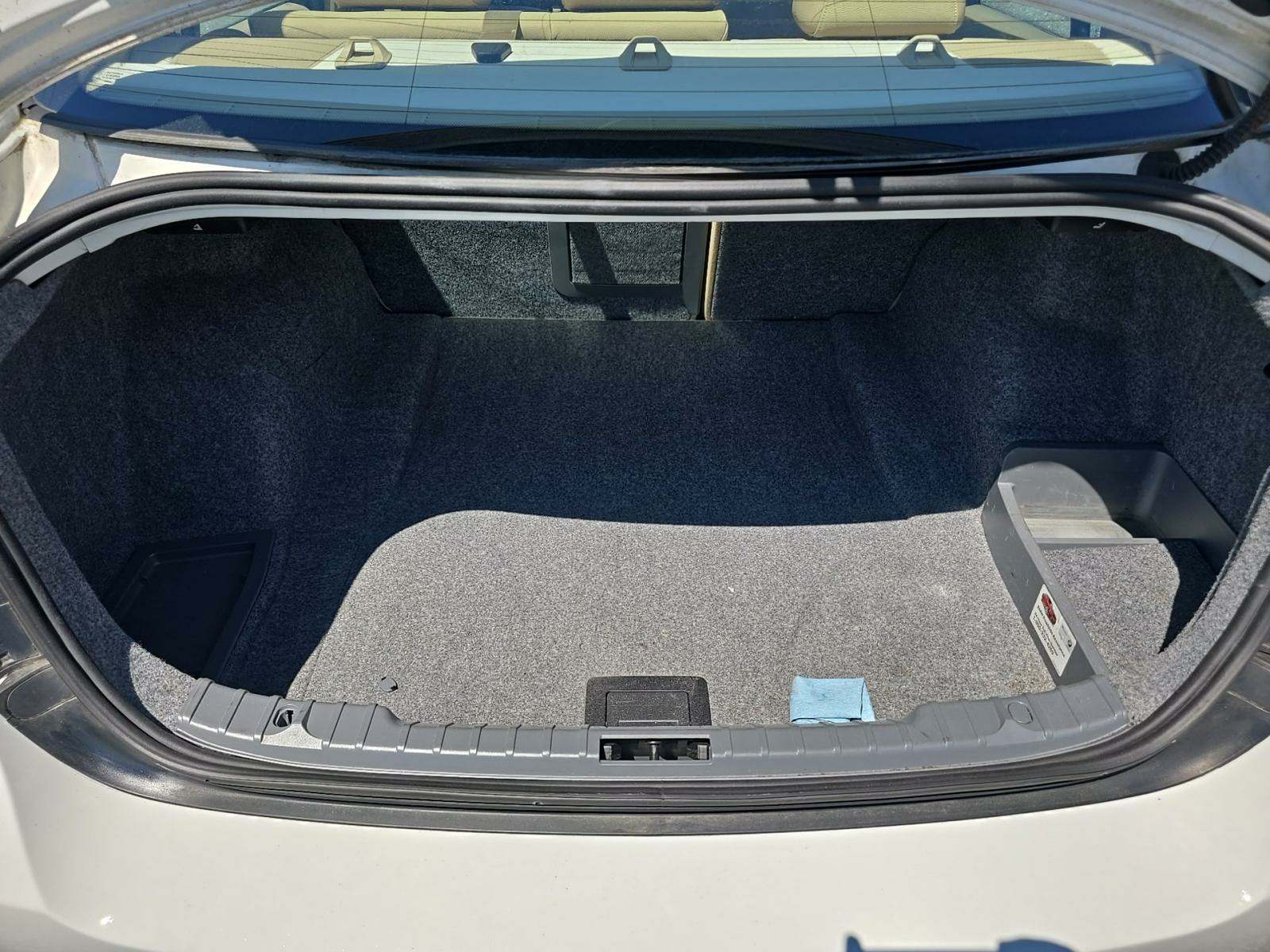 2011 BMW 3 Series 328i RWD