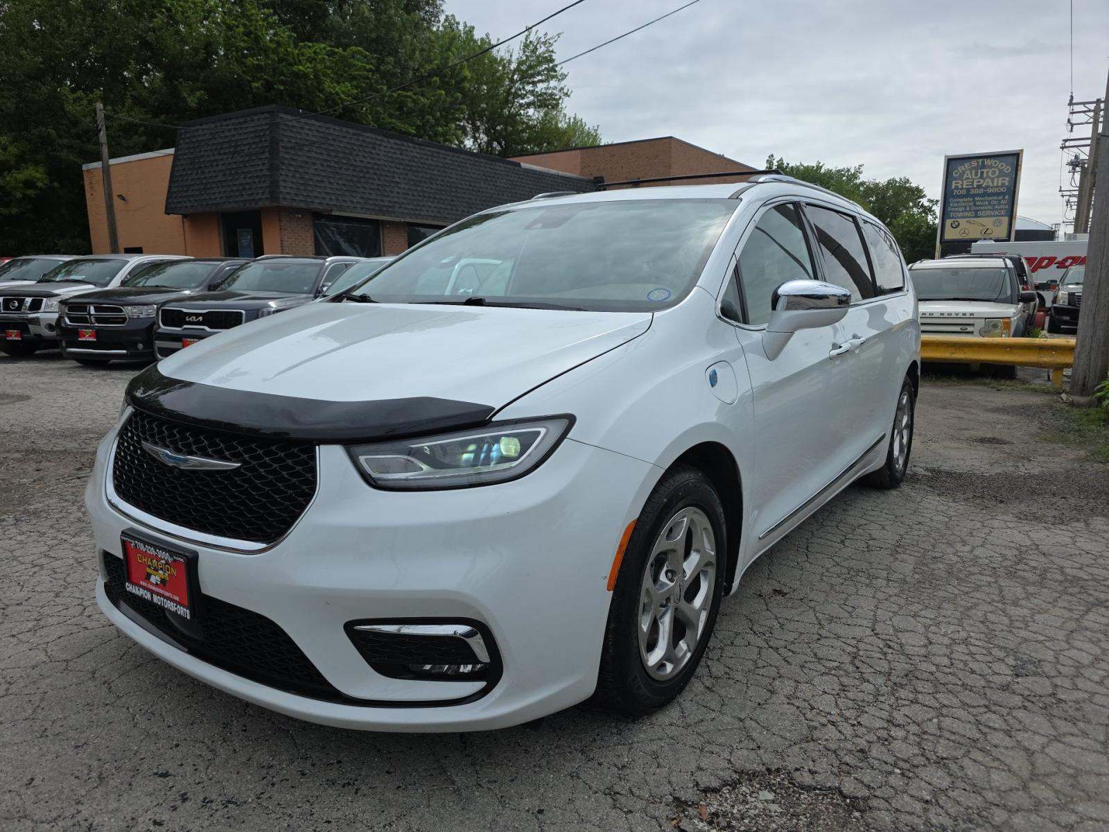 2021 Chrysler Pacifica Hybrid Limited FWD