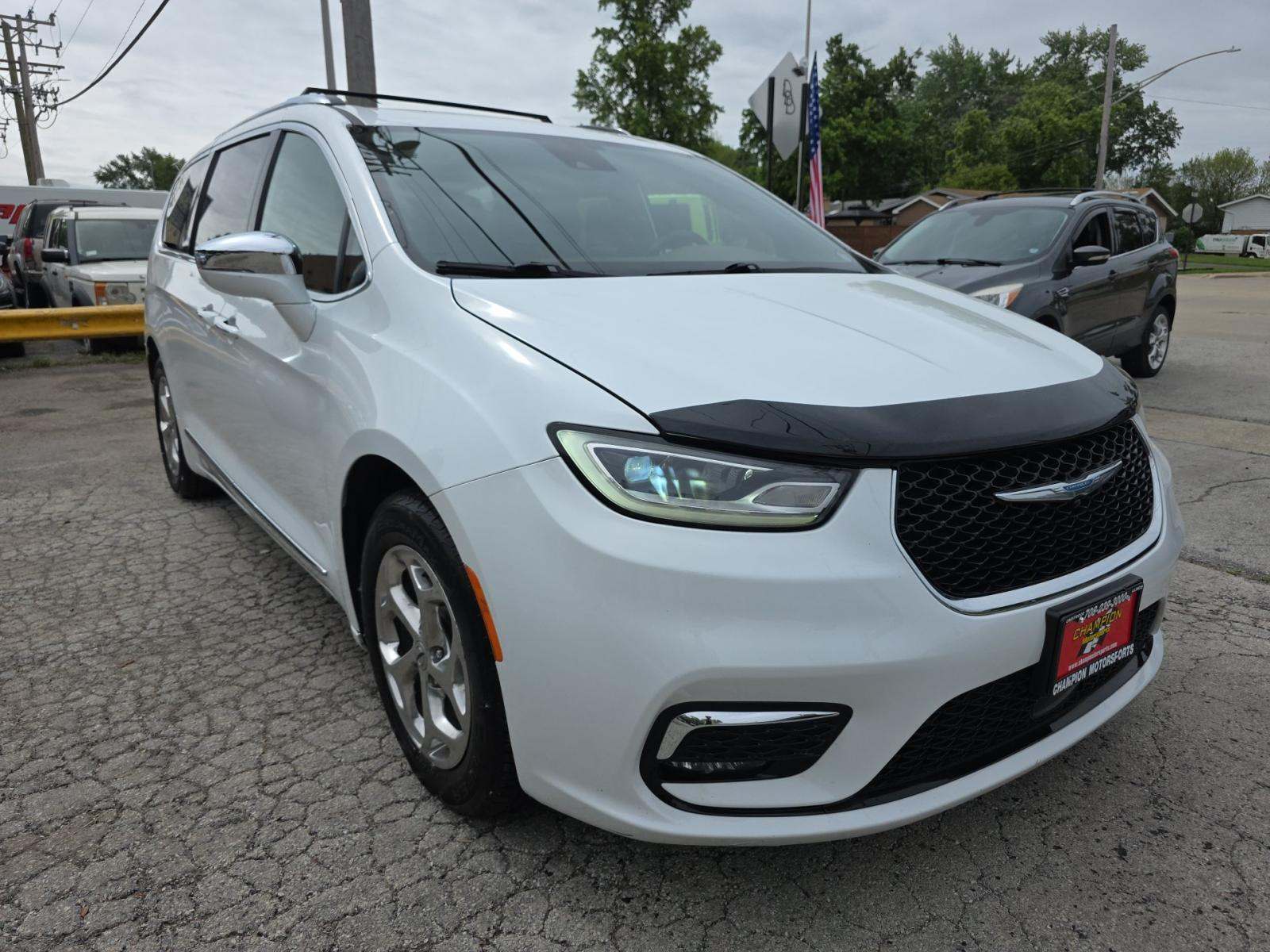 2021 Chrysler Pacifica Hybrid Limited FWD