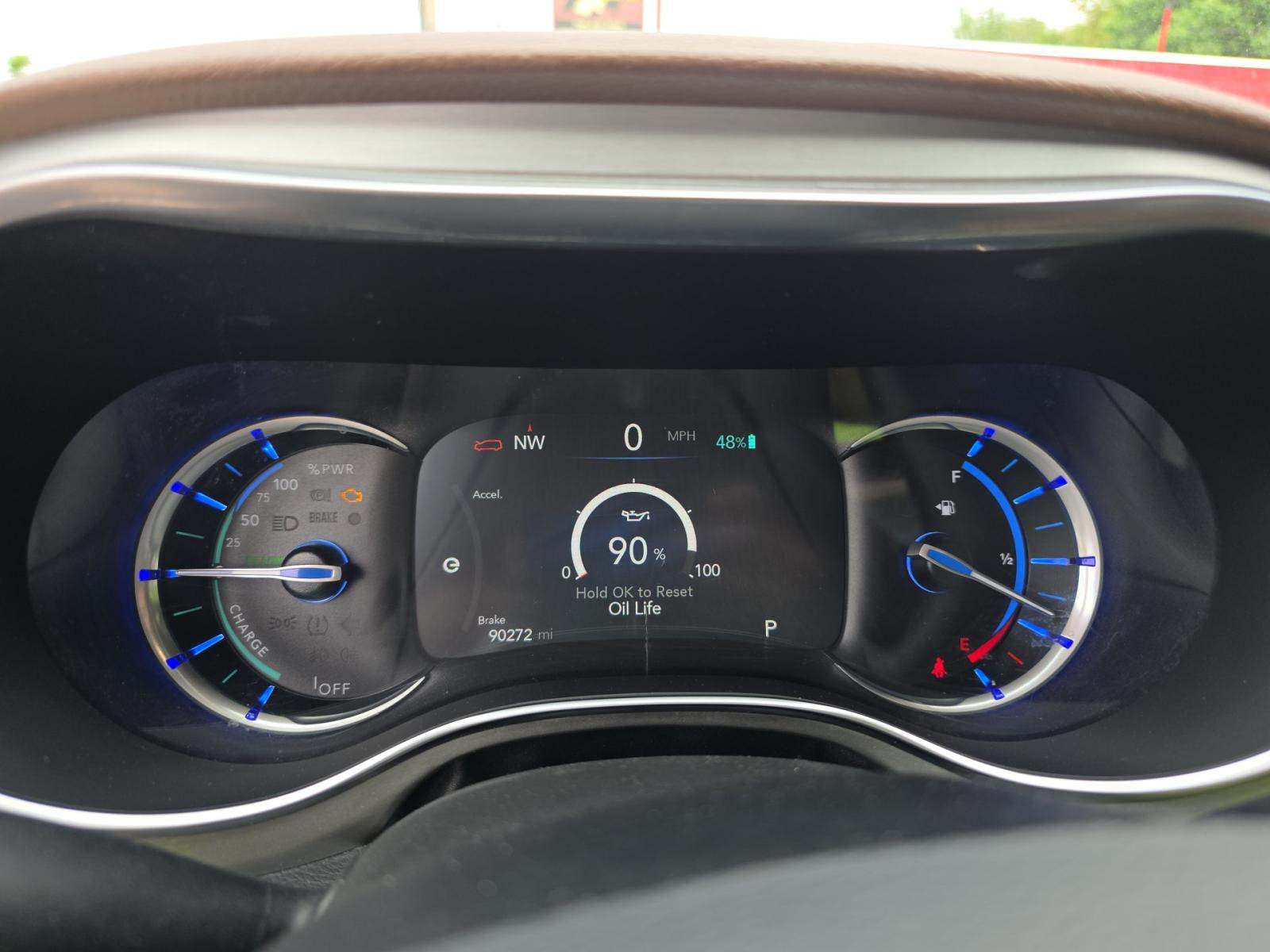 2021 Chrysler Pacifica Hybrid Limited FWD