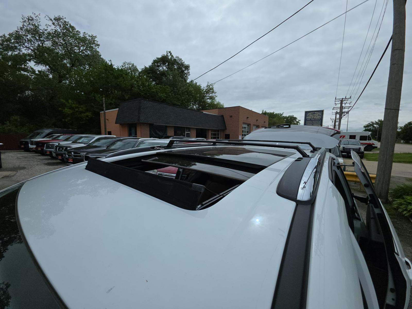 2021 Chrysler Pacifica Hybrid Limited FWD