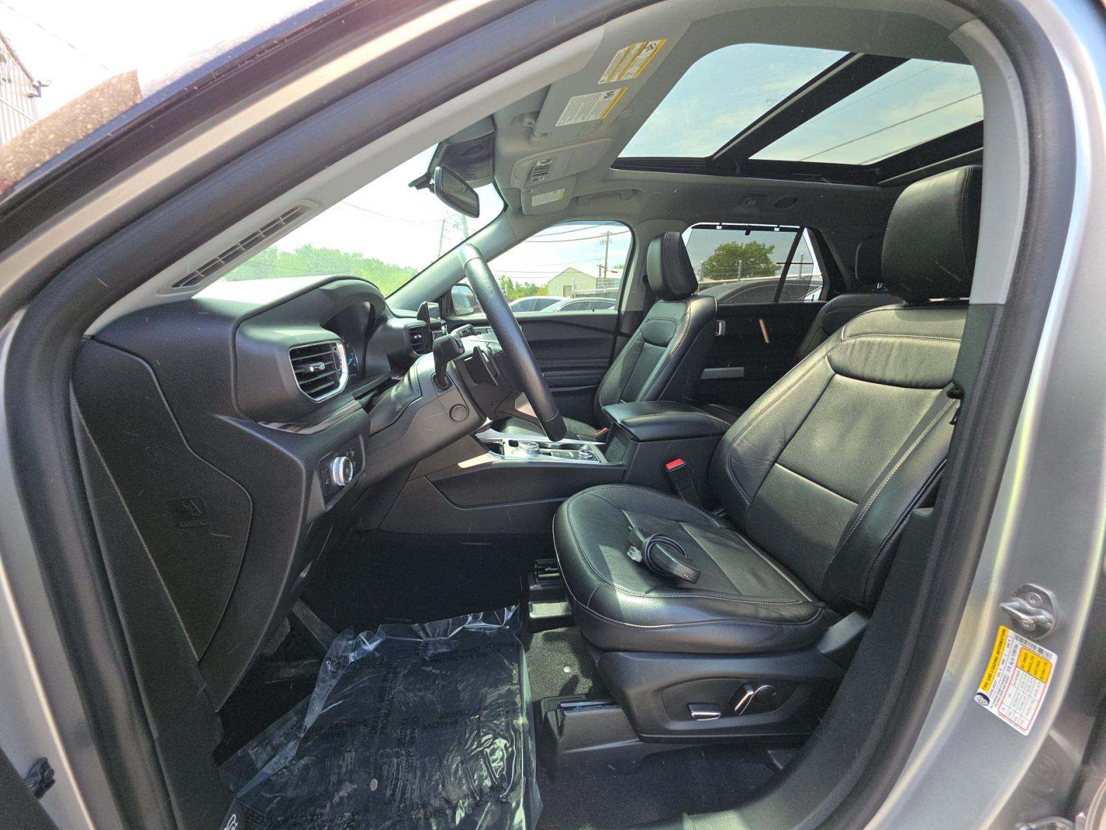 FORD EXPLORER - 6