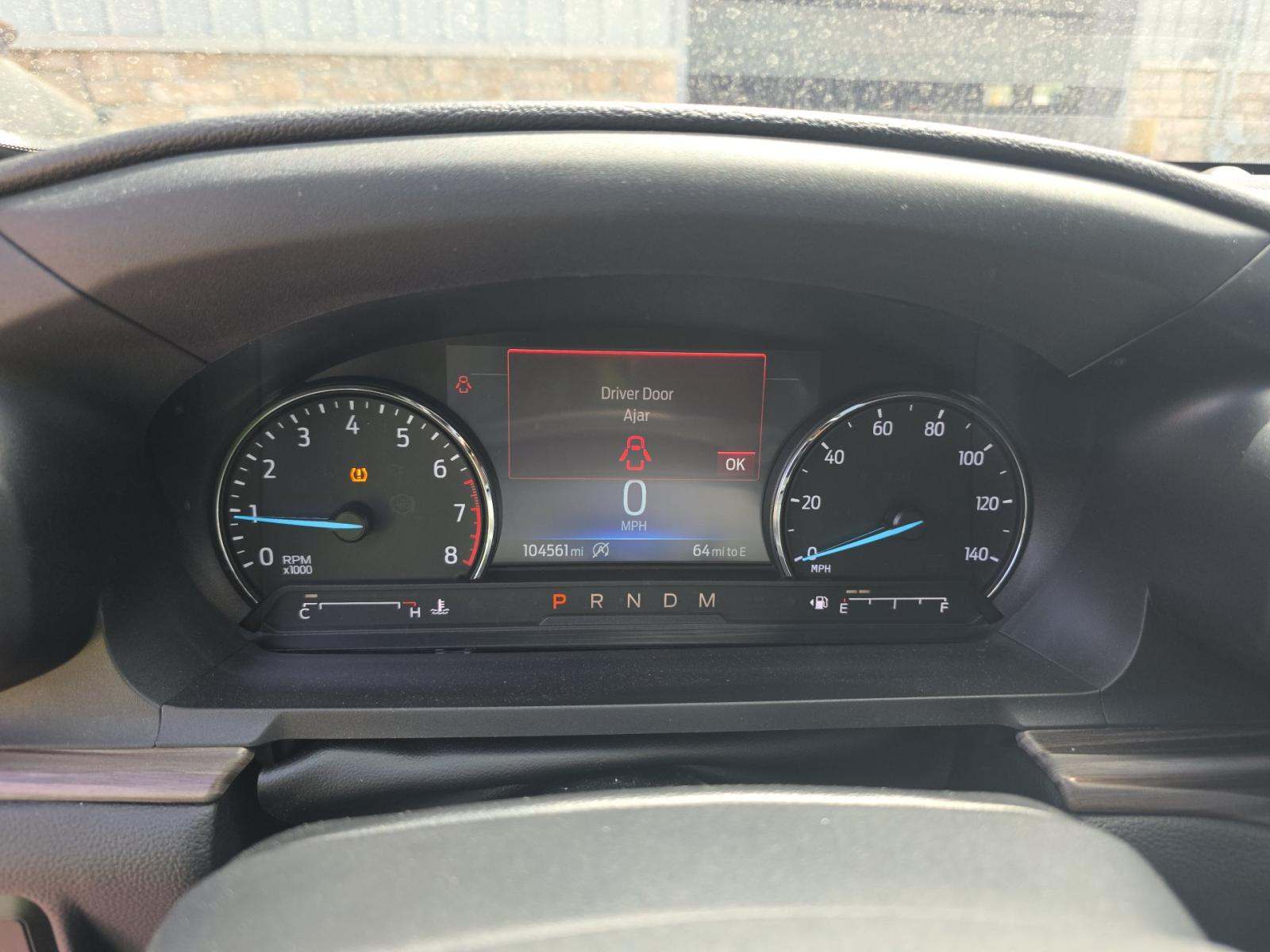 FORD EXPLORER - 9