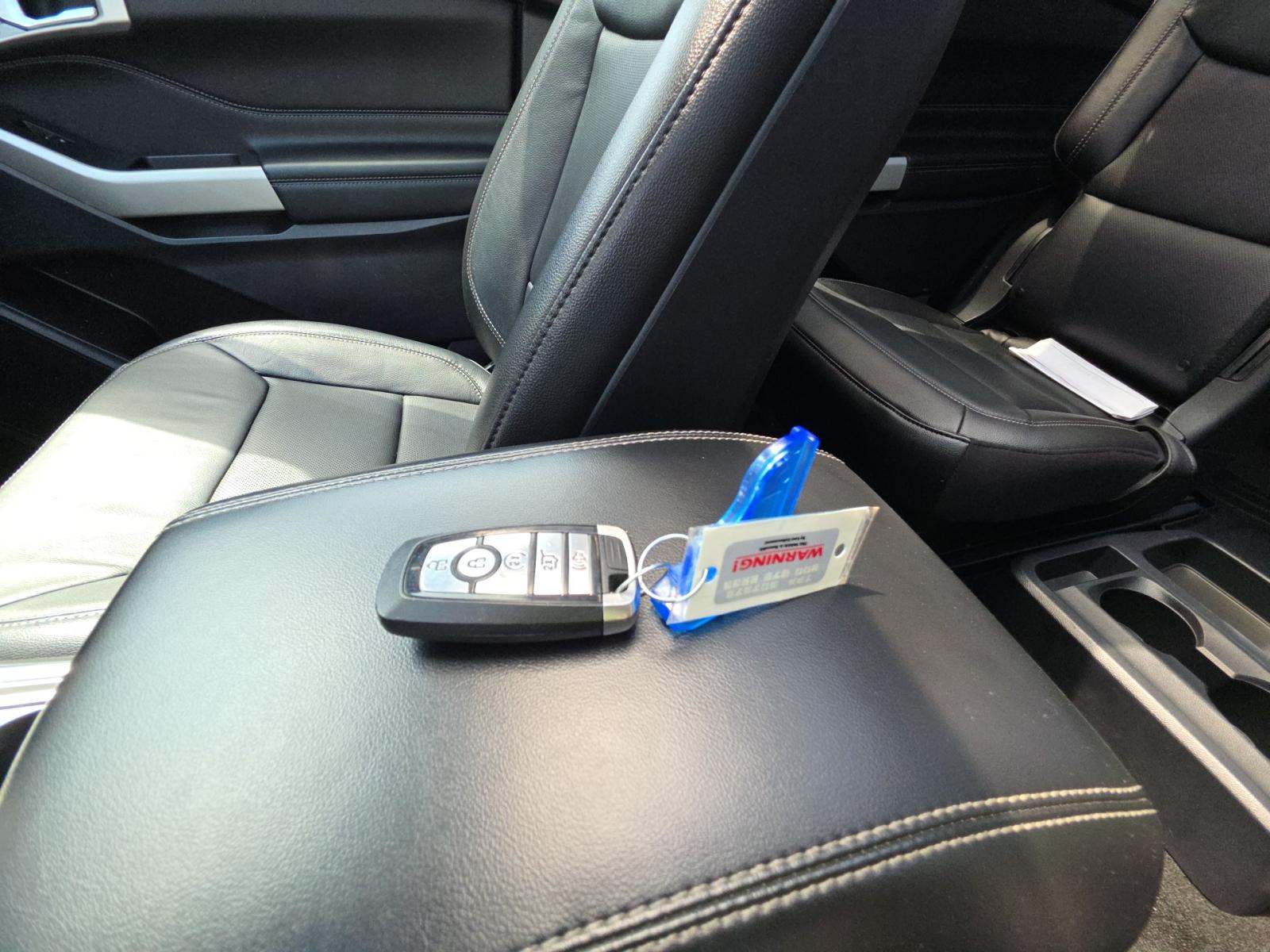 FORD EXPLORER - 8