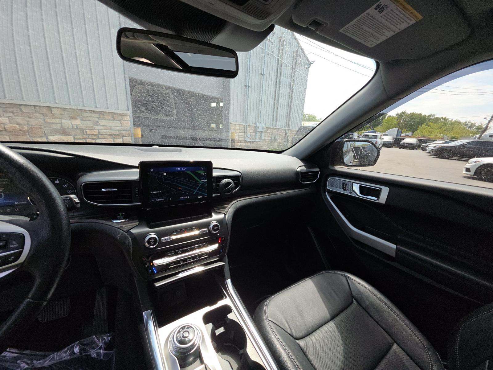 FORD EXPLORER - 10