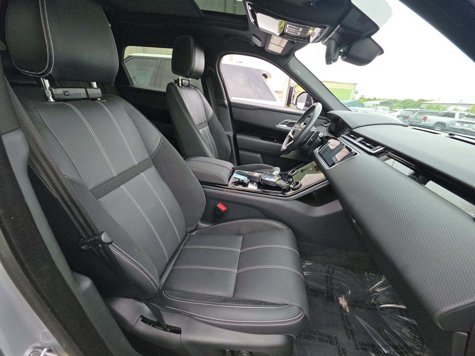 2022 Land Rover Range Rover Velar R-Dynamic S AWD