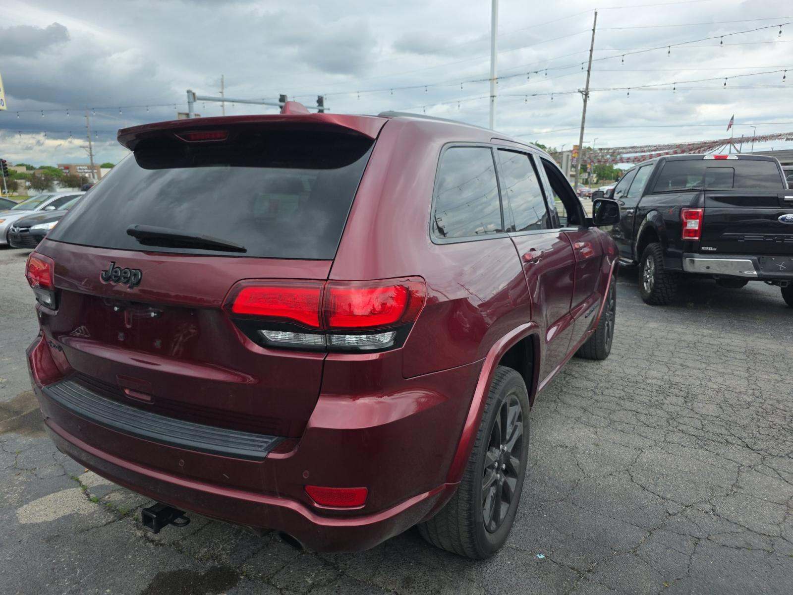 2020 Jeep Grand Cherokee Laredo Altitude Edition AWD