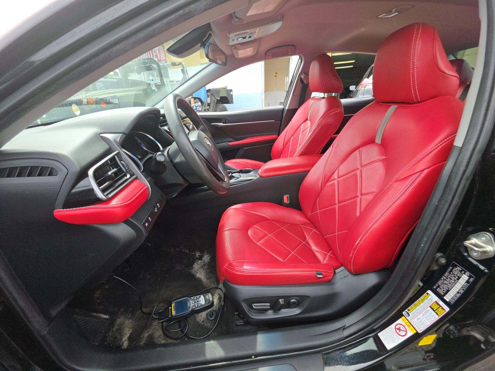 TOYOTA CAMRY - 6