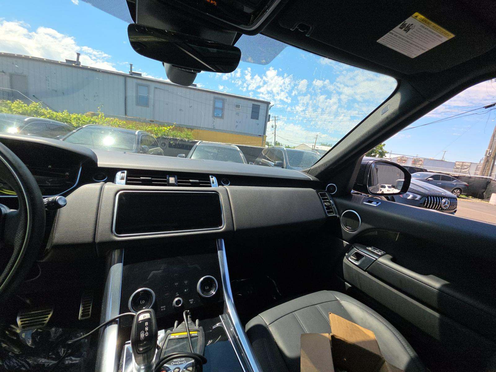 2022 Land Rover Range Rover Sport HSE Silver Edition AWD