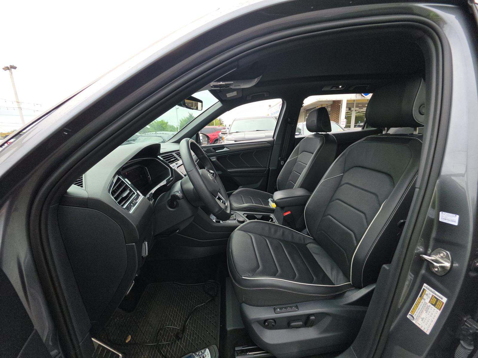 2024 Volkswagen Tiguan 2.0T SEL R-Line AWD