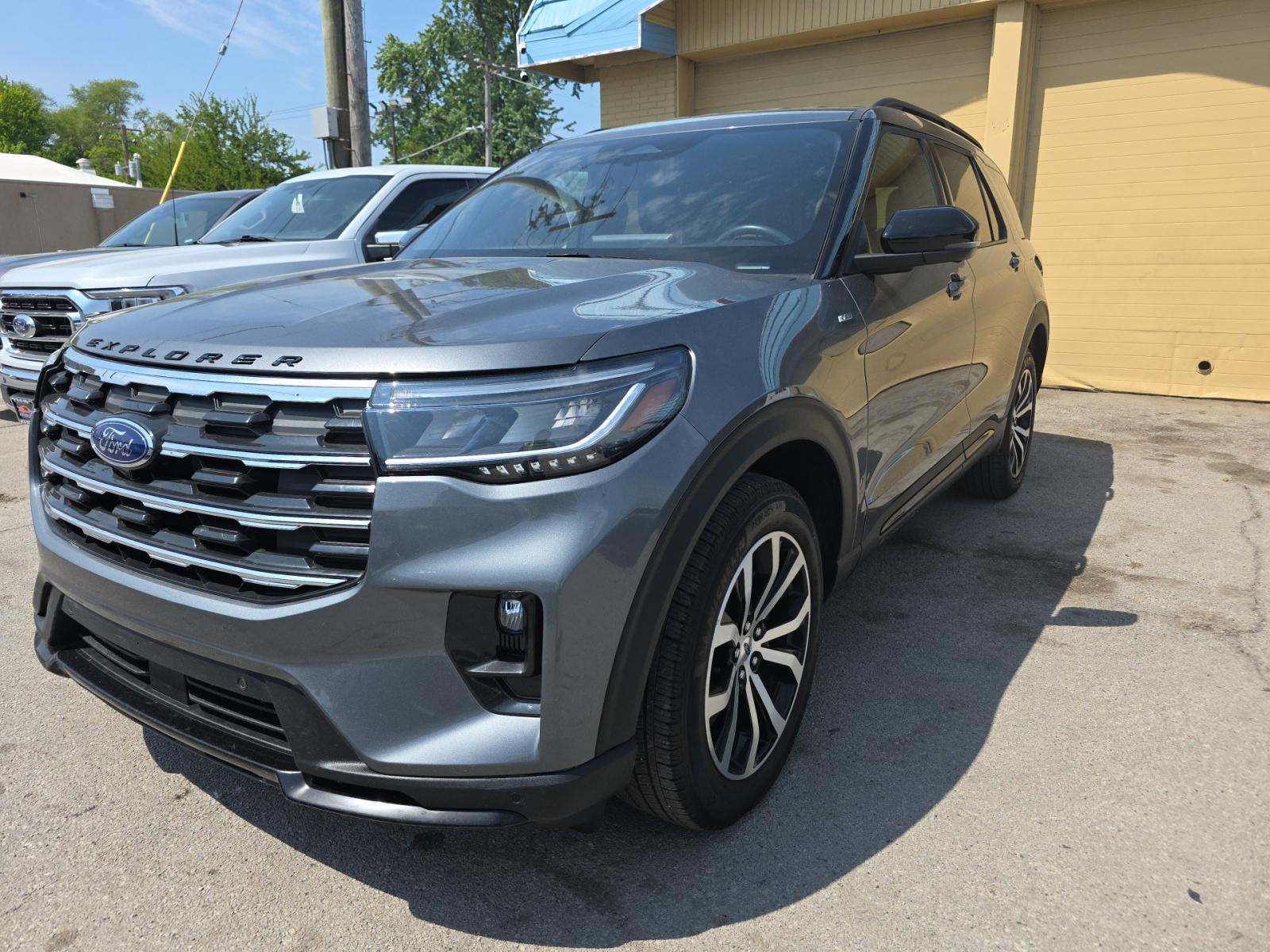 FORD EXPLORER - 1