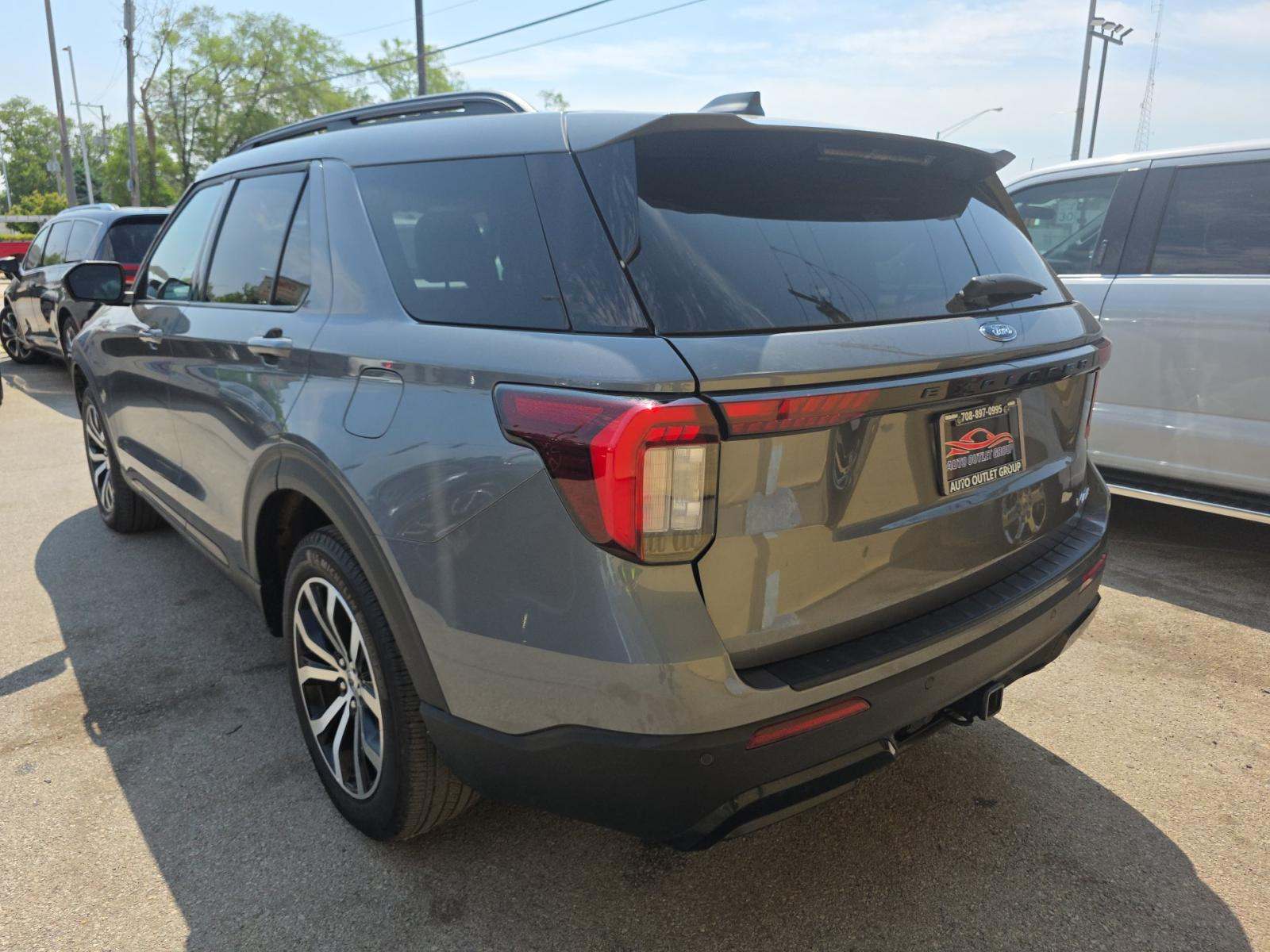 FORD EXPLORER - 2