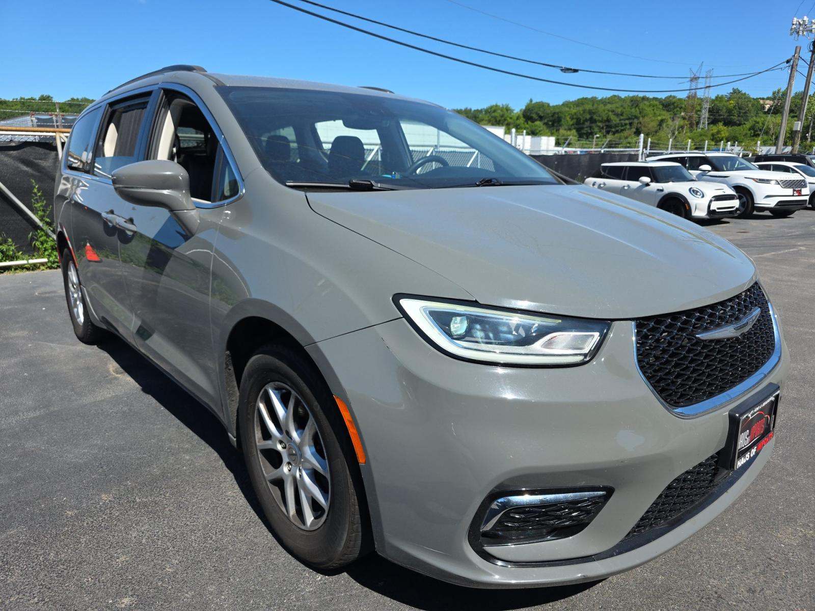 2022 Chrysler Pacifica Touring L FWD