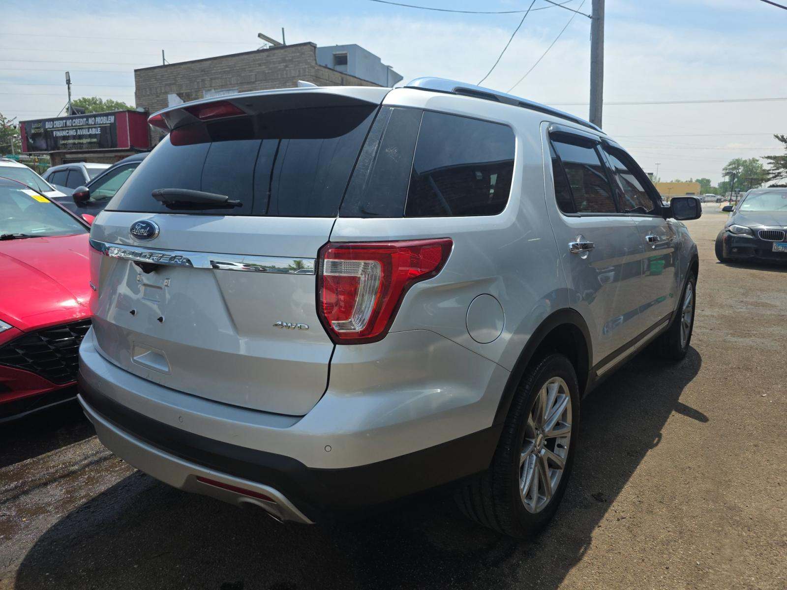 FORD EXPLORER - 3