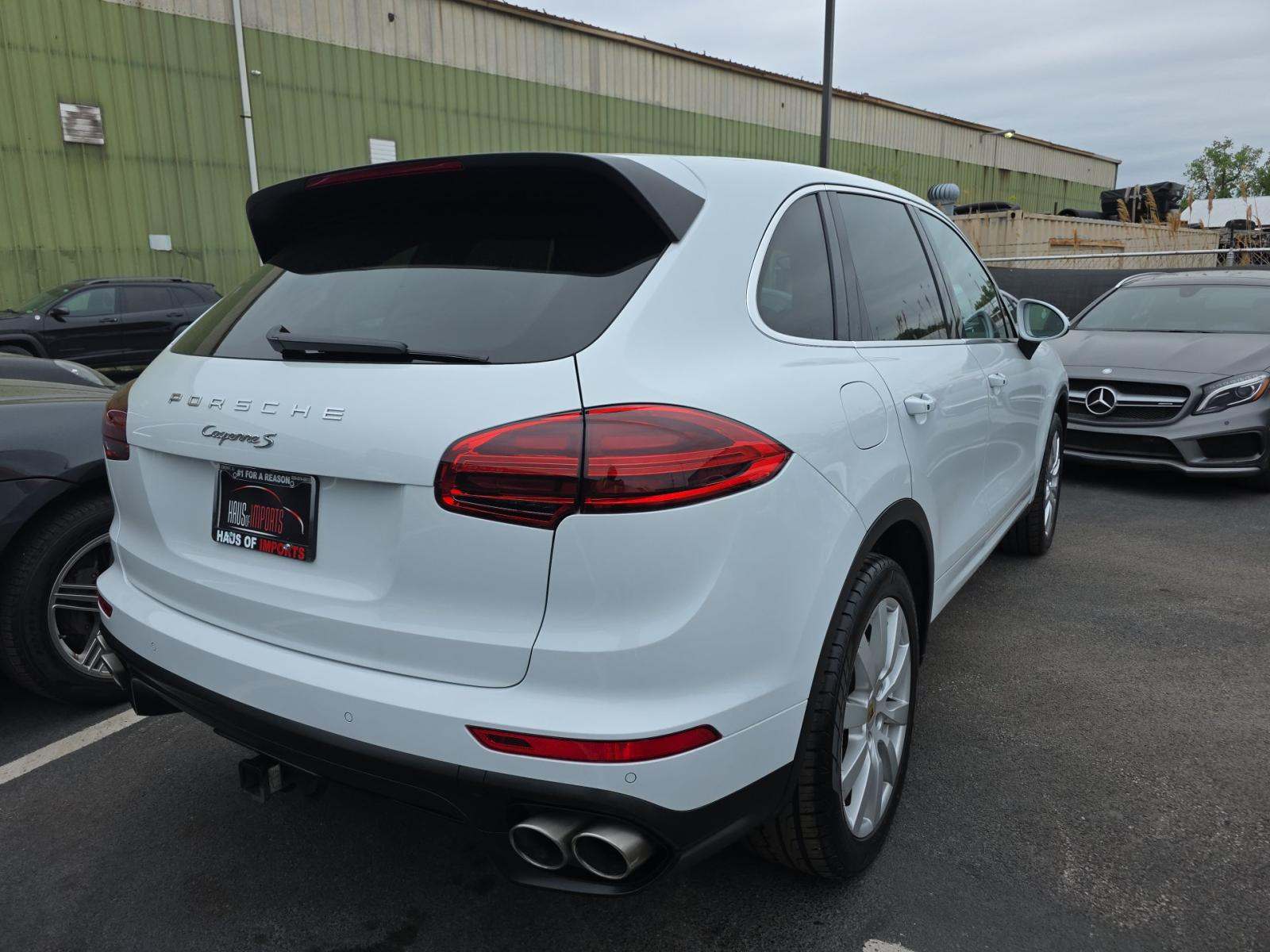 PORSCHE CAYENNE - 3