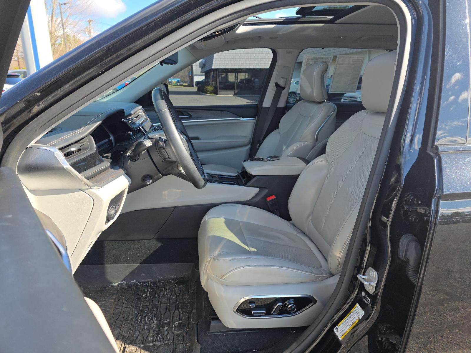 JEEP GRAND CHEROKEE - 2