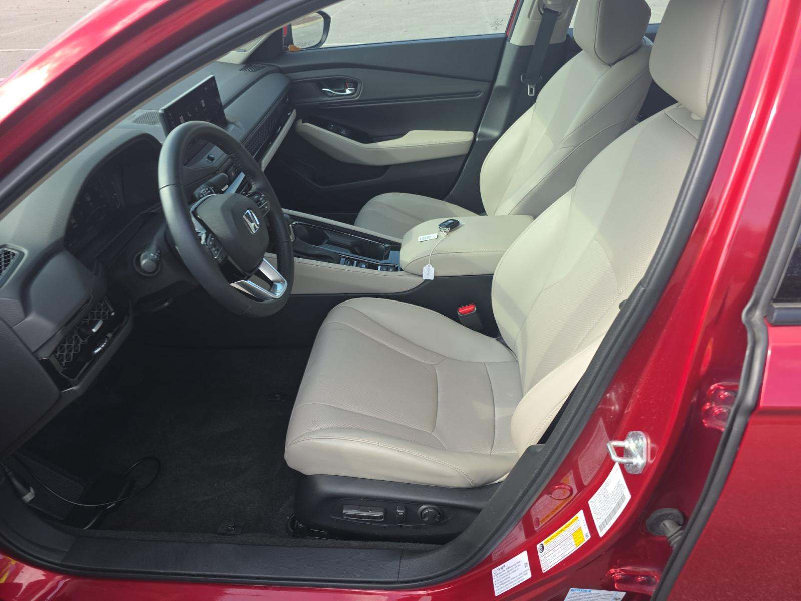 2023 Honda Accord Hybrid Touring FWD