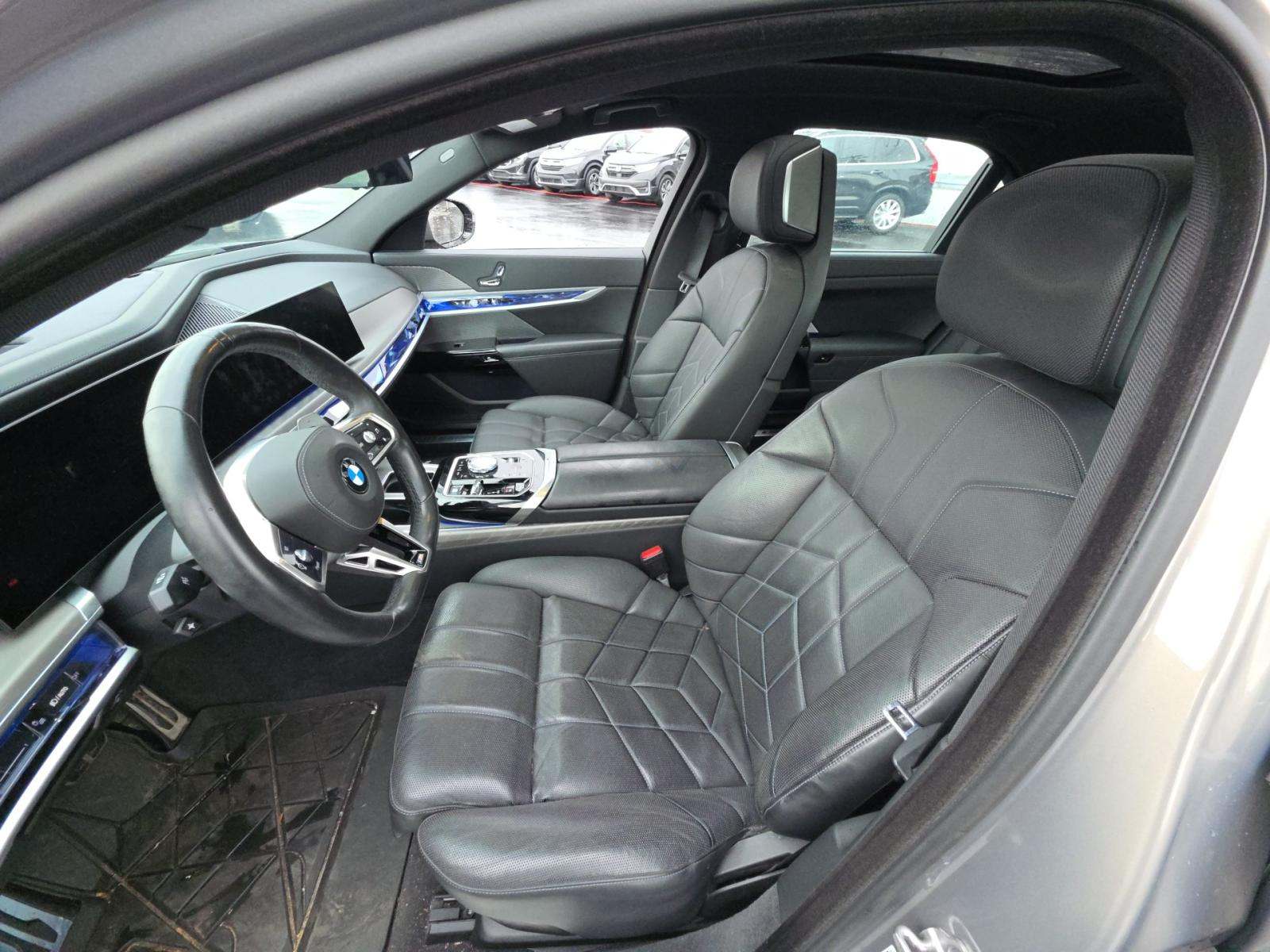 2023 BMW 7 Series 760i xDrive AWD