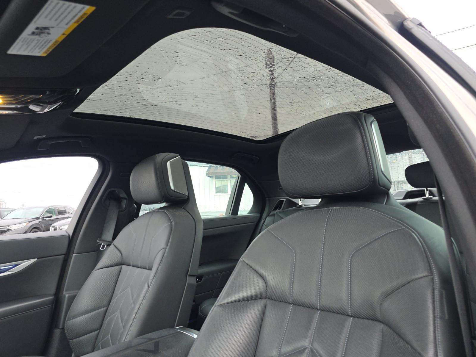 2023 BMW 7 Series 760i xDrive AWD