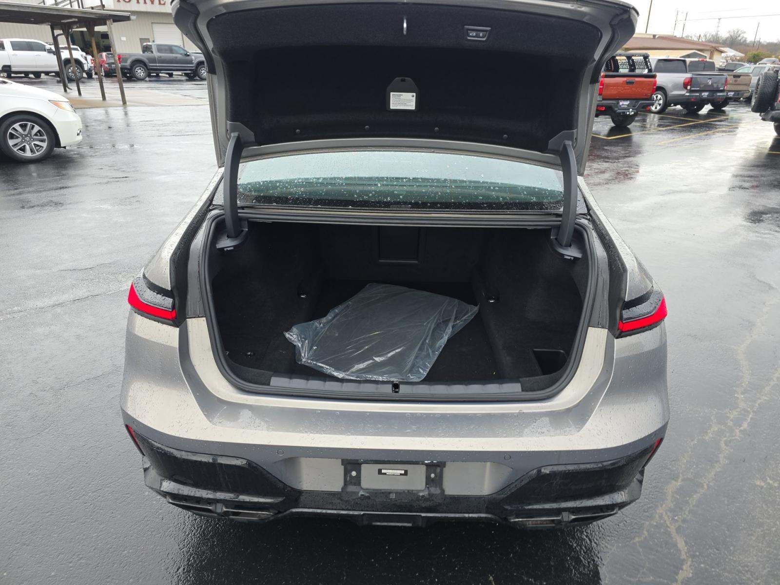 2023 BMW 7 Series 760i xDrive AWD