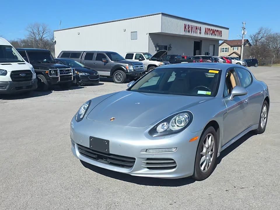 2015 Porsche Panamera 4 AWD